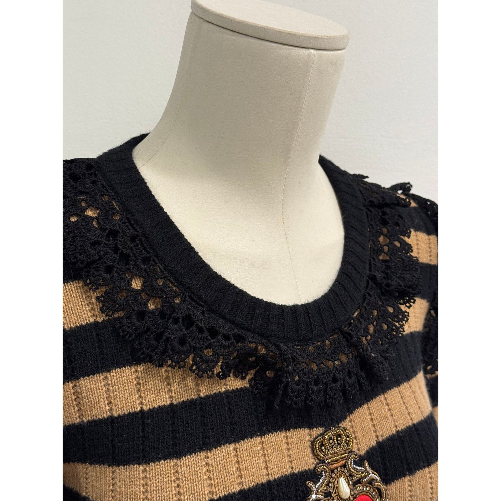 Dolce & Gabbana 2020s Dolce & Gabbana wool & cashmere heart stripe knit Size M / US 6-8 / IT 42-44 - 6 Thumbnail