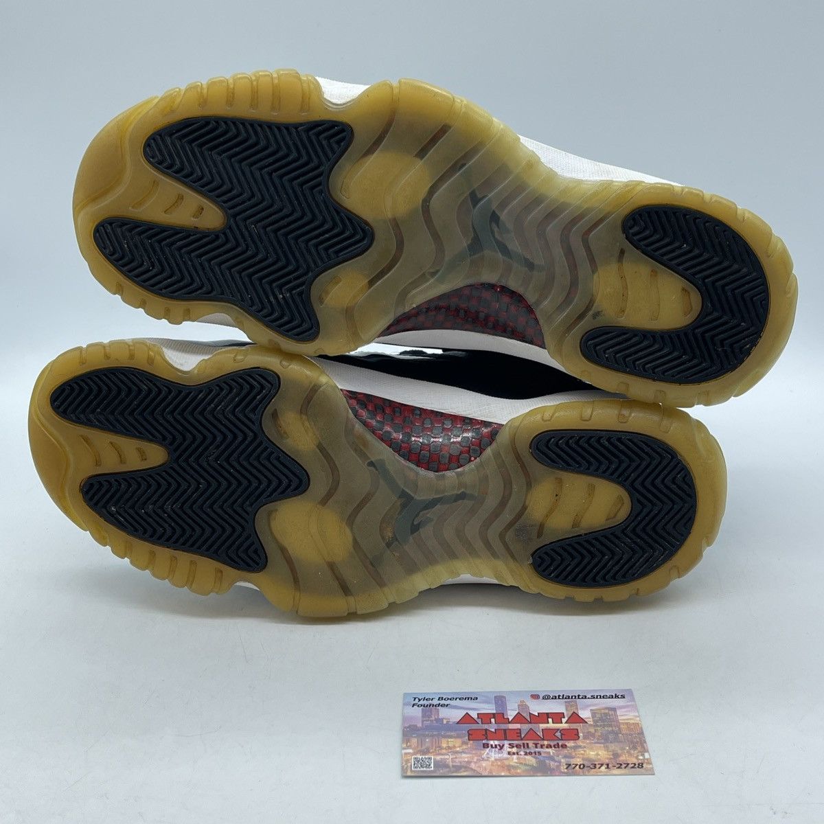 Jordan Brand Air Jordan 11 72-10 Size US 10 / EU 43 - 7 Thumbnail
