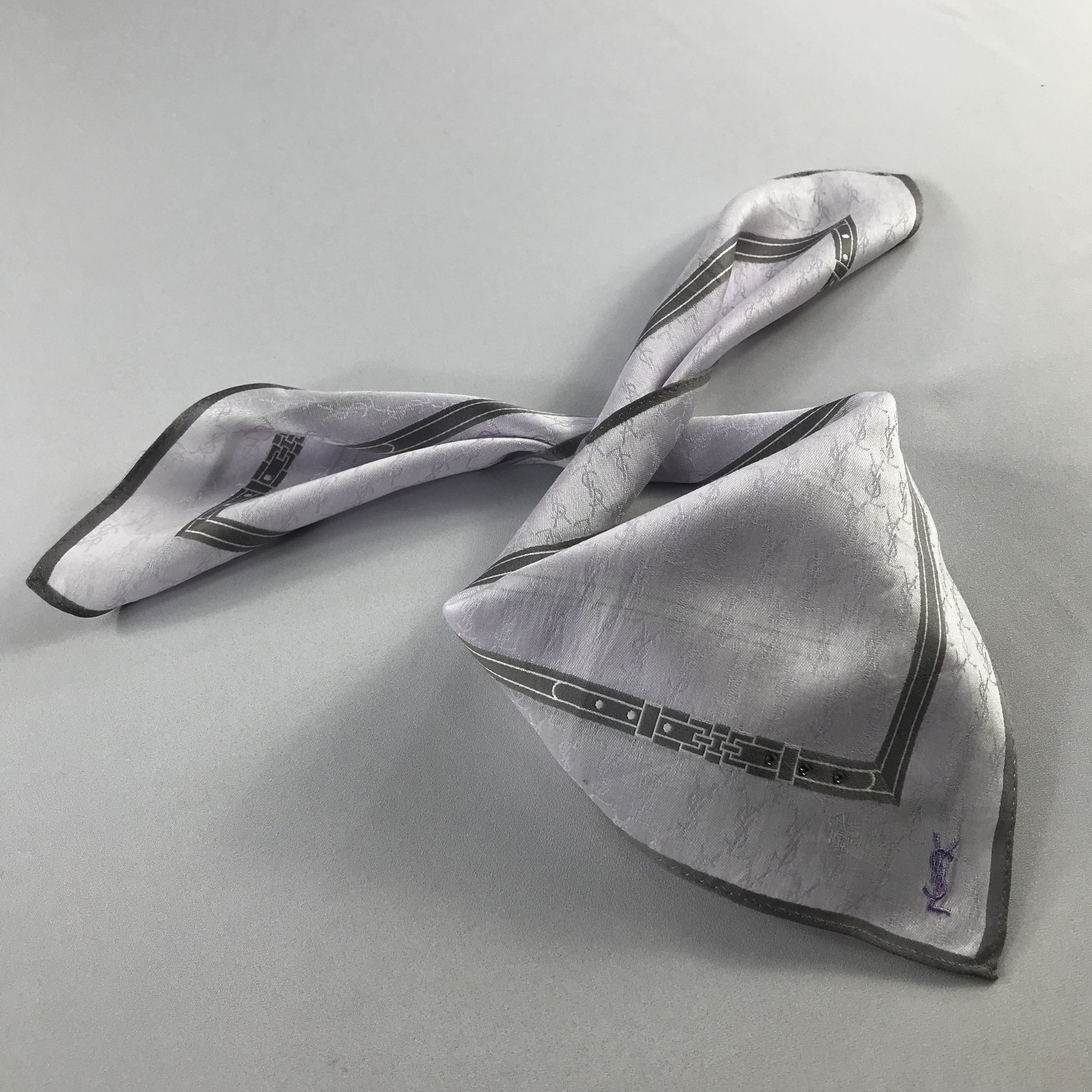 Yves Saint Laurent Yves Saint Laurent Handkerchief / Bandana / Neckerchief C556 Size ONE SIZE - 2 Thumbnail