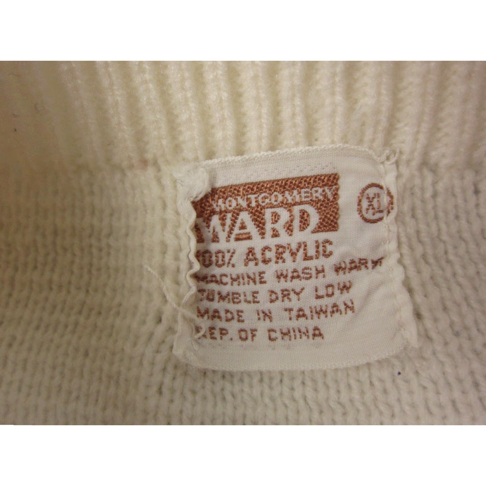 Vintage VINTAGE Montgomery Ward Sweater Mens XL Pullover Knit Mock Neck Ivory 80s 90s Casual Business Mens Size US XL / EU 56 / 4 - 5 Thumbnail