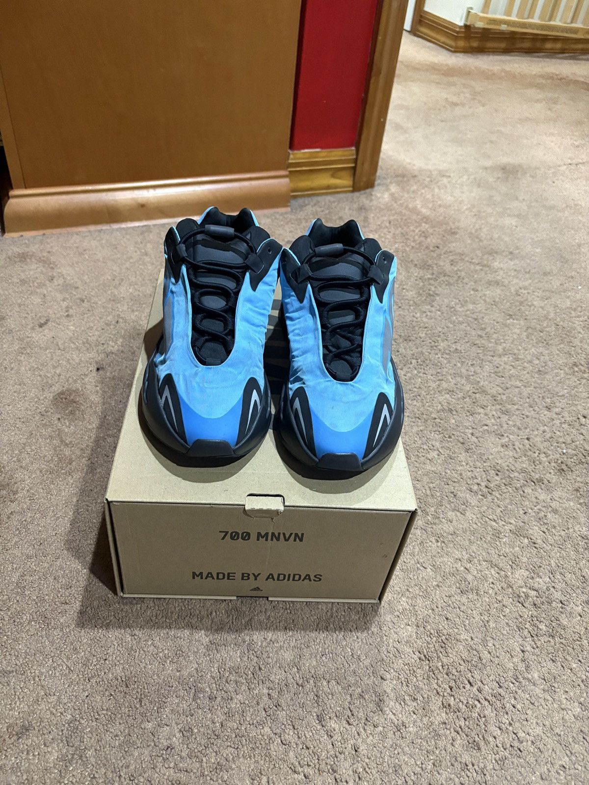 Adidas Yeezy Boost 700 MNVN Size 9 Size US 9 / EU 42 - 2 Thumbnail
