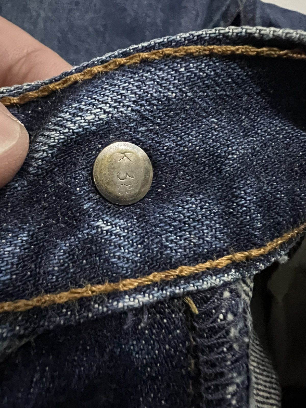 Levi's 90’s LEVIS 503 DISTRESSED JEAN Size US 31 - 13 Thumbnail