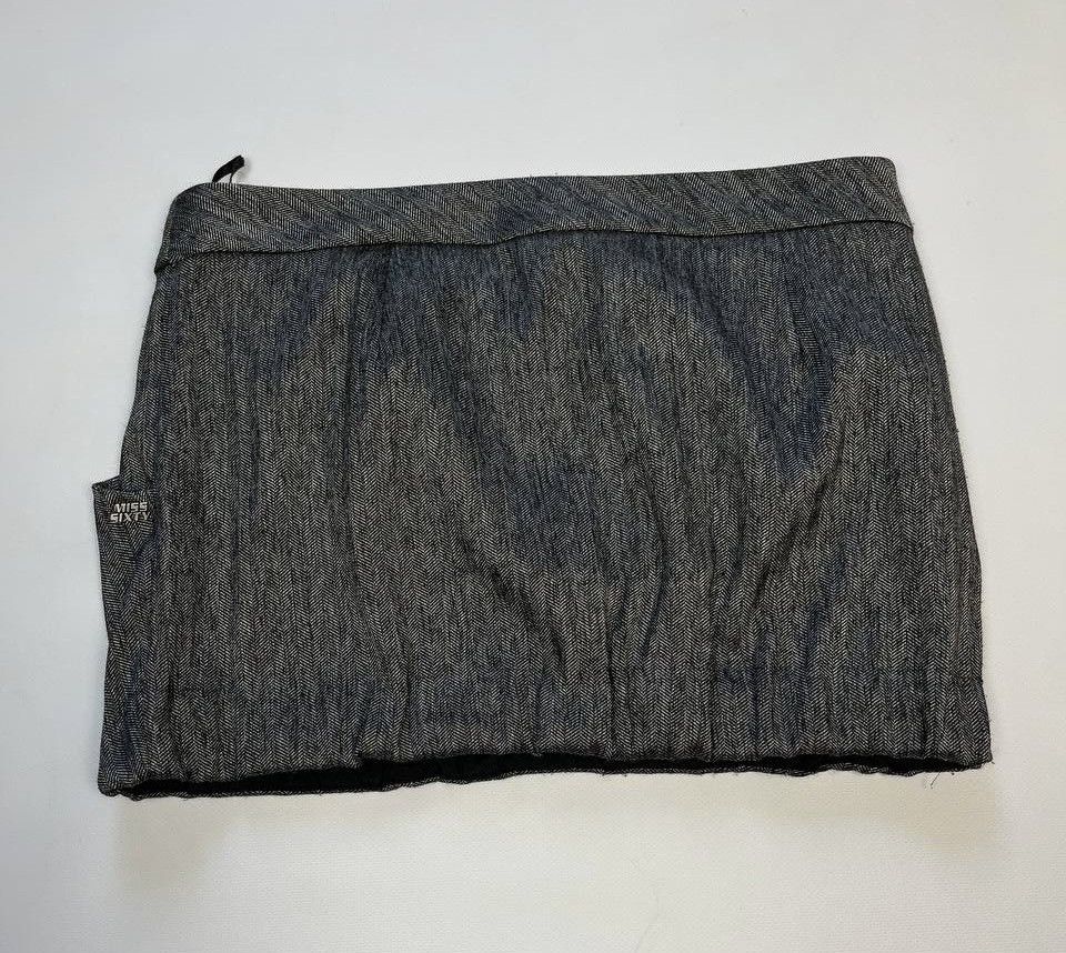 Miss Sixty Miss Sixty Mini Skirt With Shorts Size 28" / US 6 / IT 42 - 2 Thumbnail