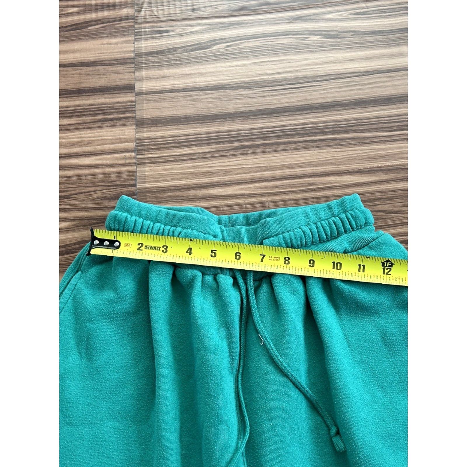 Vintage VINTAGE Paris Sport Club Men Sweat Shorts Green Medium Athletic Elastic Waist Pull On Size US 31 - 3 Thumbnail