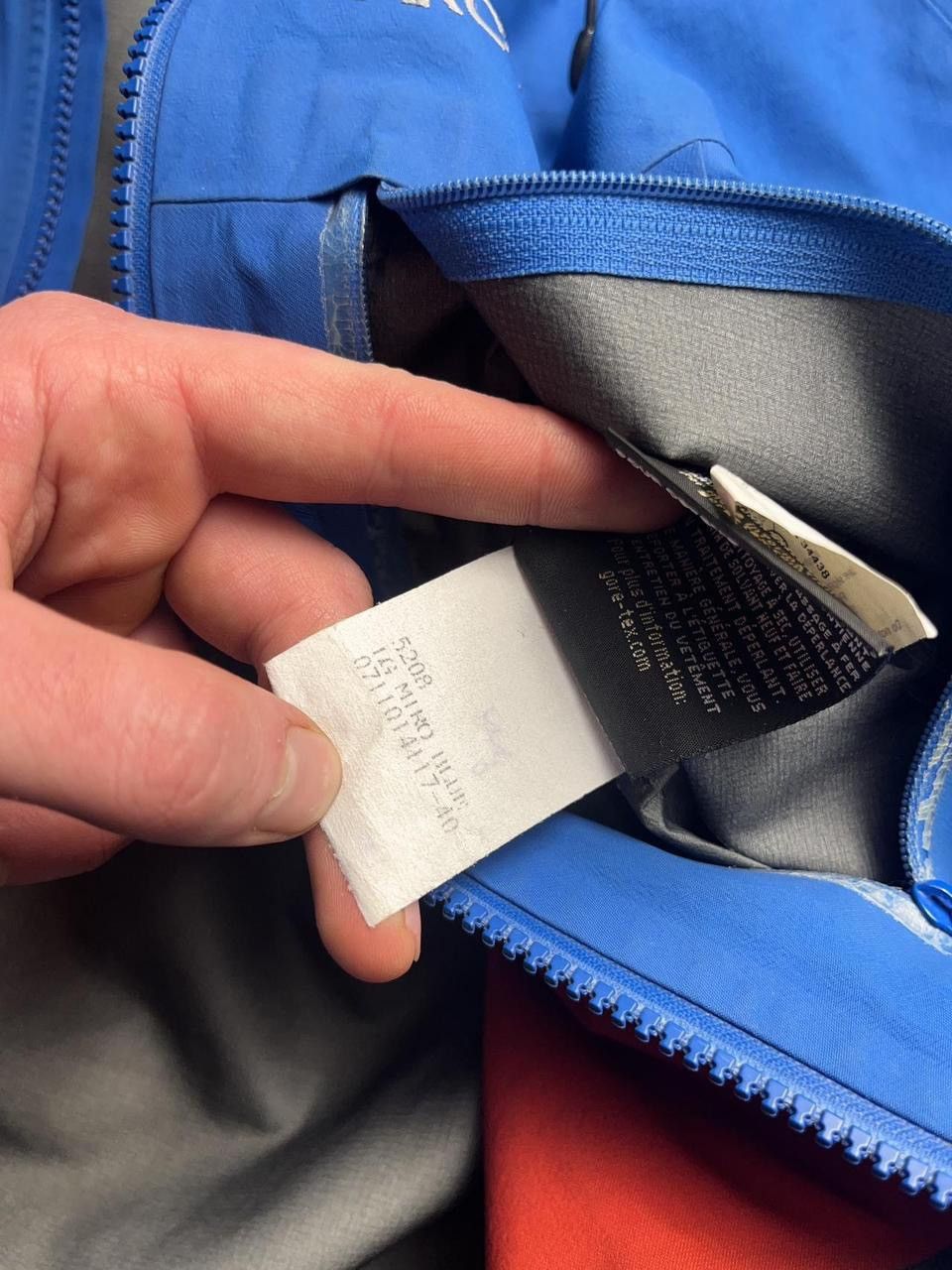Arc'teryx 2000s arcteryx alpha sv gore tex pro jacket hiking outdoor Size US L / EU 52-54 / 3 - 11 Thumbnail