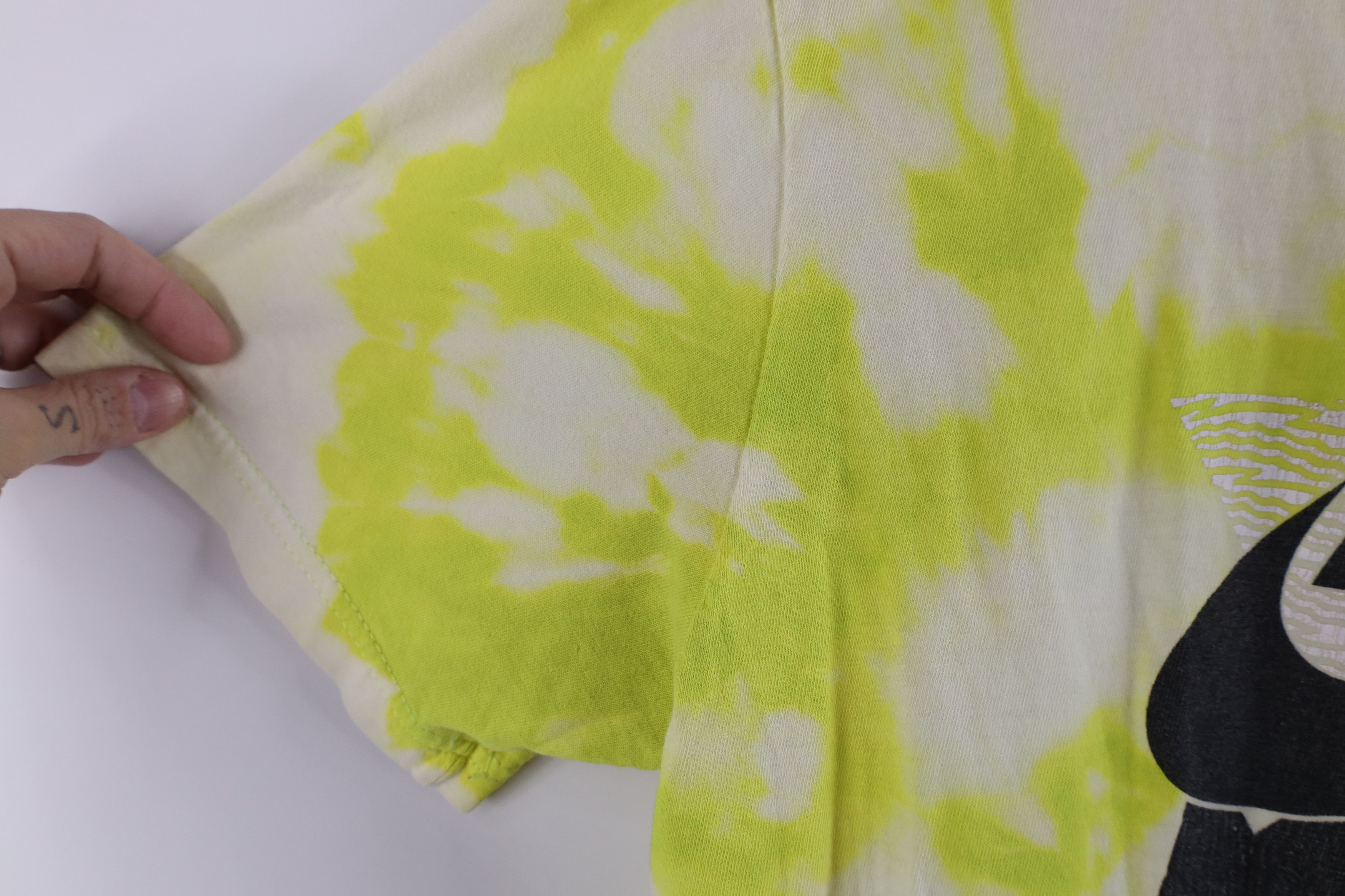 Nike × Vintage Vintage Y2K Nike Spell Out Geometric Acid Wash T-Shirt Size US M / EU 48-50 / 2 - 7 Thumbnail