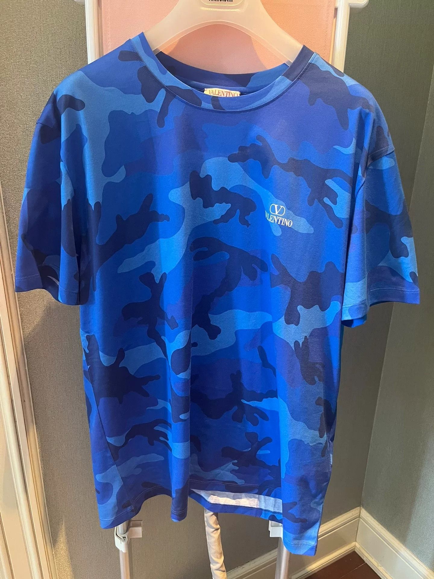 Valentino Valentino Blue Classic Camouflage T-Shirt L Size US L / EU 52-54 / 3 - 2 Thumbnail
