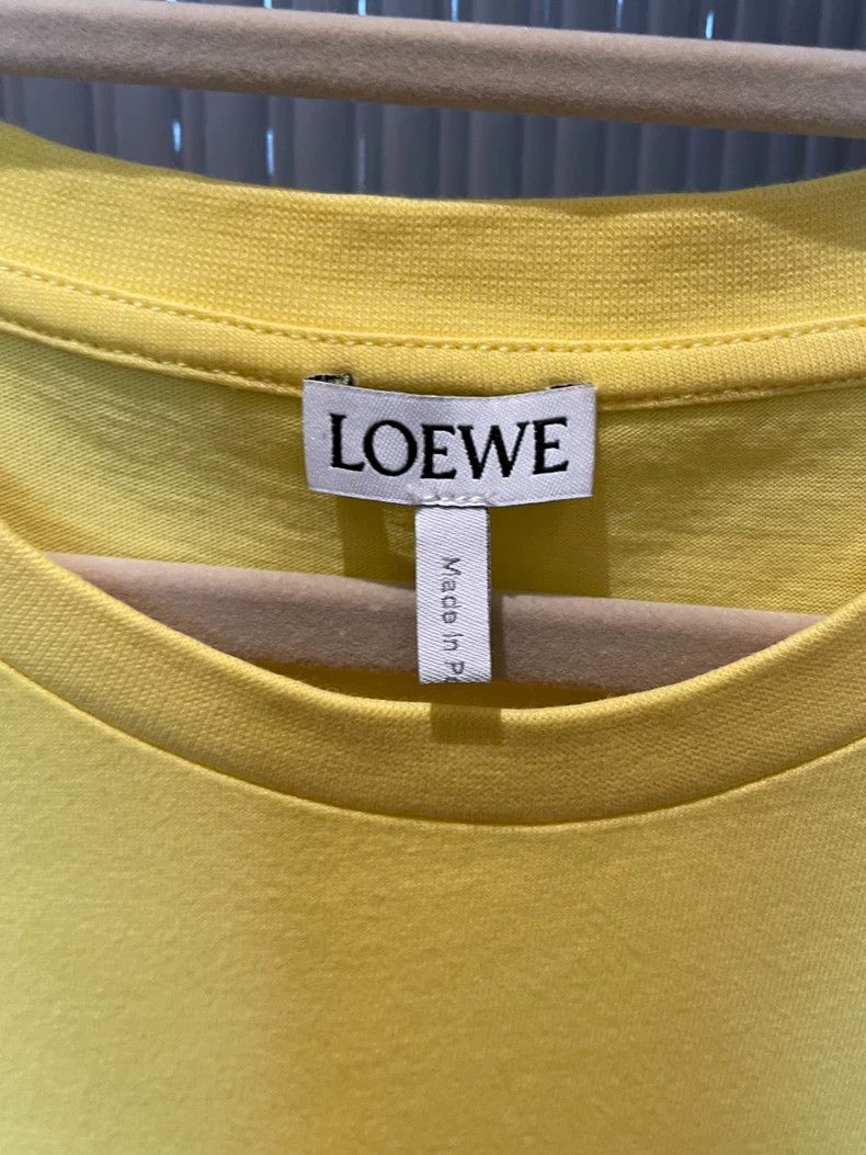 Loewe LOEWE Yellow small label short sleeve Size S / US 4 / IT 40 - 2 Thumbnail