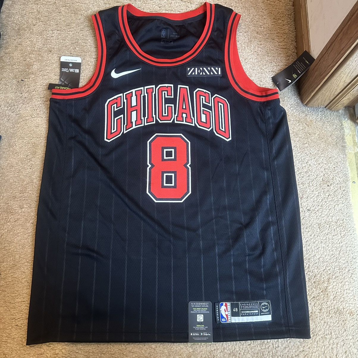 NBA × Nike NWT Nike Chicago Bulls Zach LaVine Signed Basketball Jersey Size US L / EU 52-54 / 3 - 4 Thumbnail