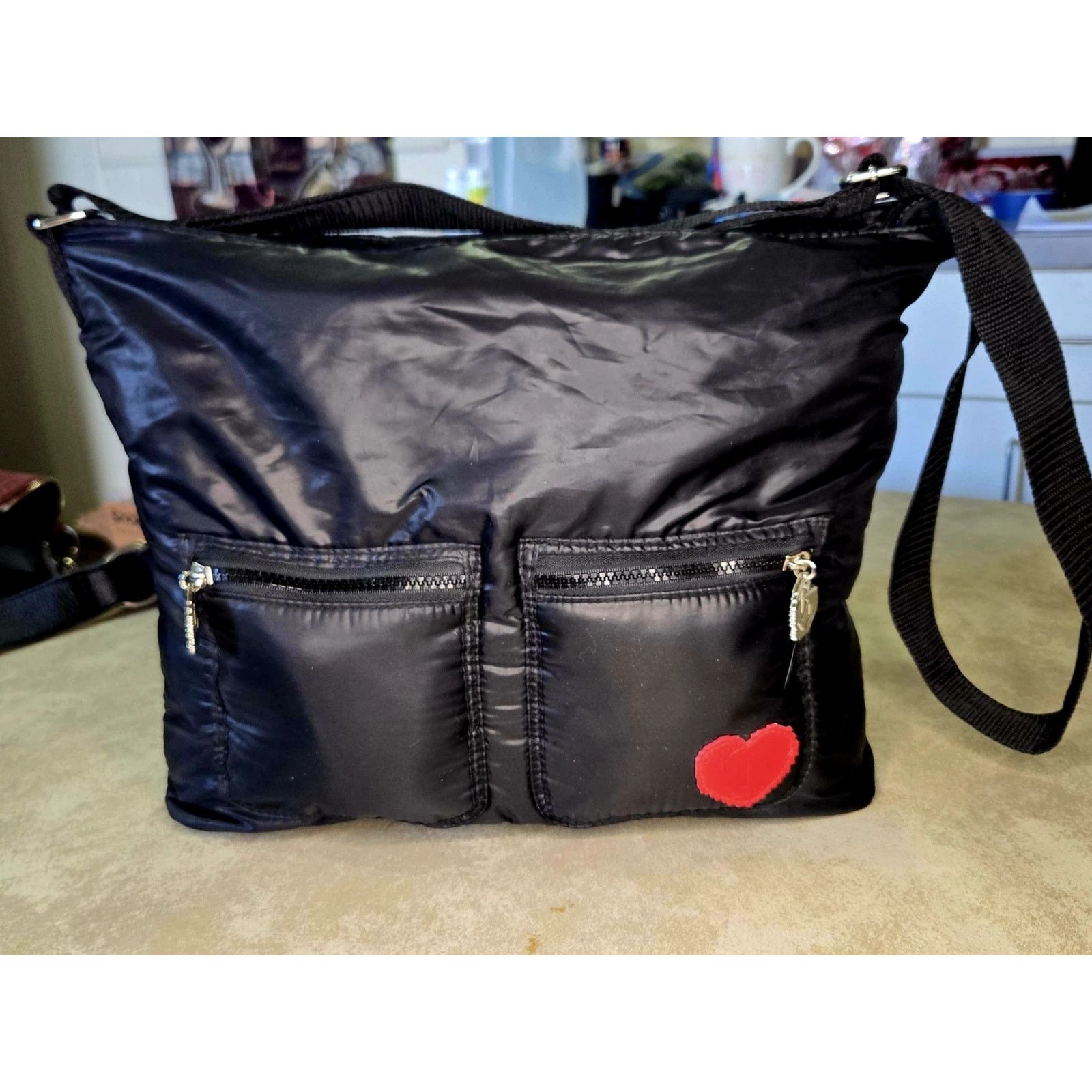 DKNY DKNY black nylon bag with heart on front Size ONE SIZE - 1 Thumbnail