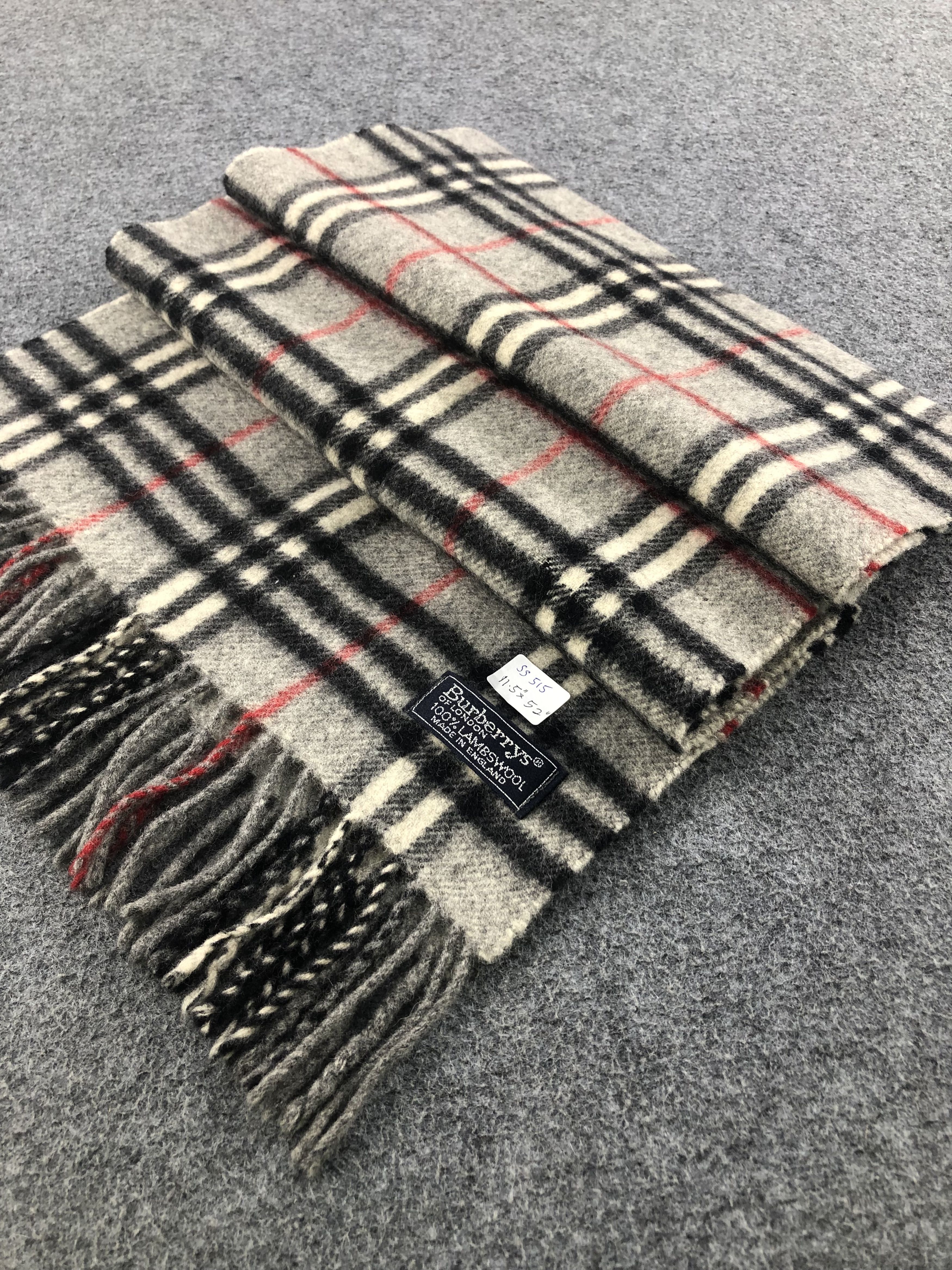Burberry Burberry Lambswool Scarf / Muffler / Neckwear Size ONE SIZE - 2 Thumbnail
