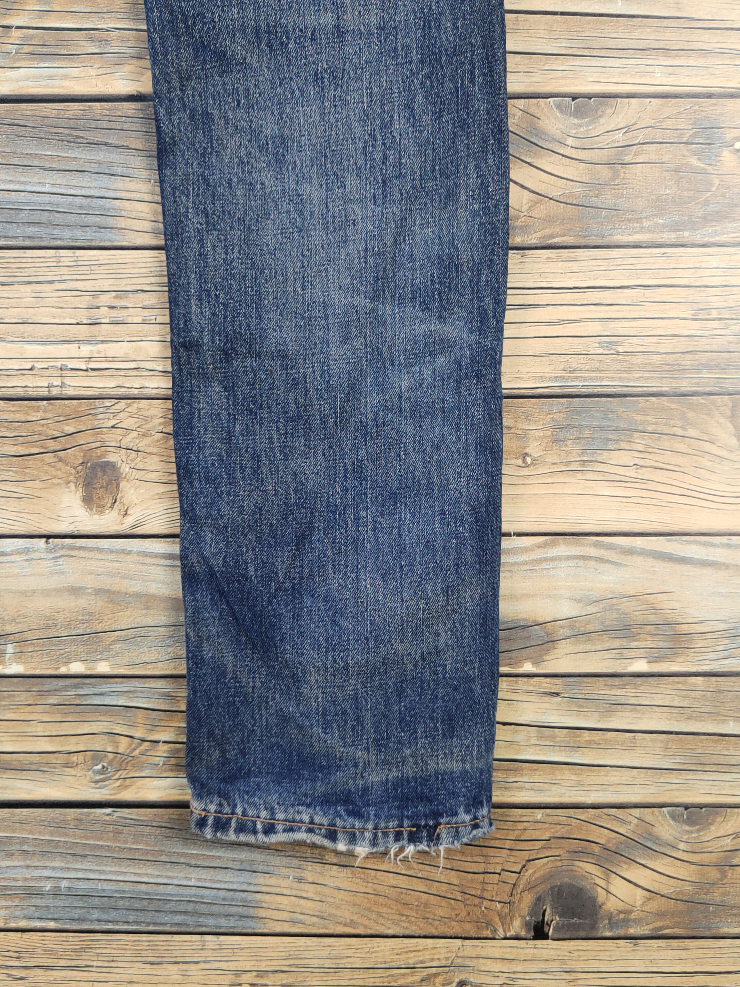 Vintage Old Navy Dark Blue Distressed Ripped denim Jeans #W1567 Size US 29 - 11 Thumbnail