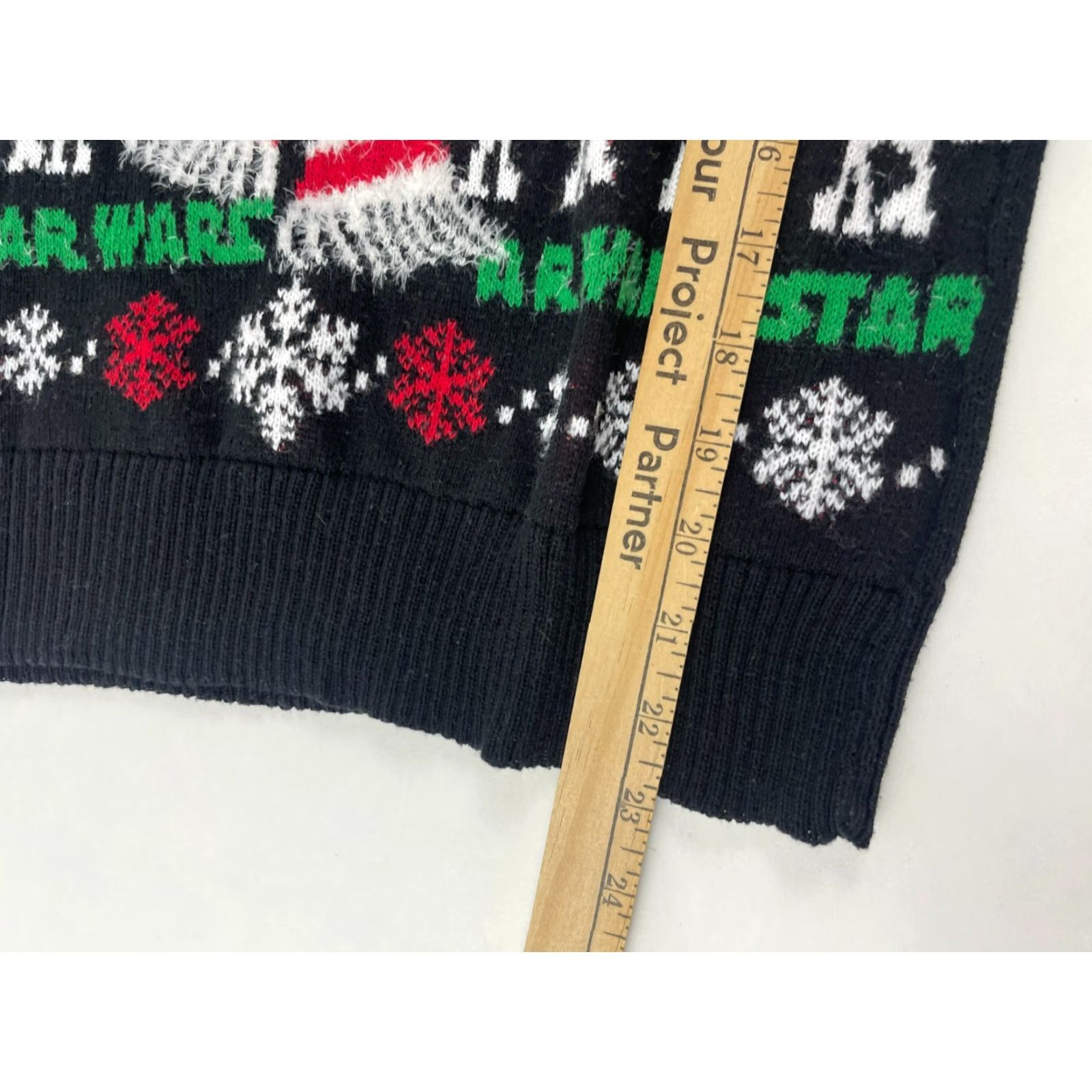 Star Wars Star Wars Sweater Women Size S Black Darth Vader Christmas Holiday Pullover Size S / US 4 / IT 40 - 6 Thumbnail