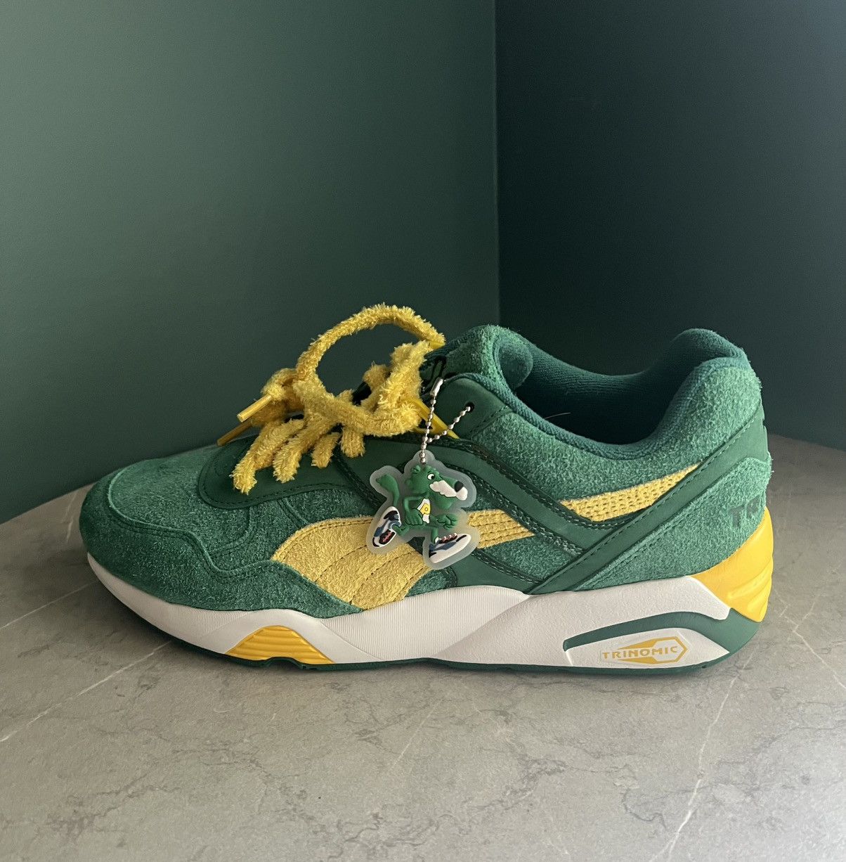 Puma Puma R698 Super Set w/Plushie Size US 9.5 / EU 42-43 - 5 Thumbnail