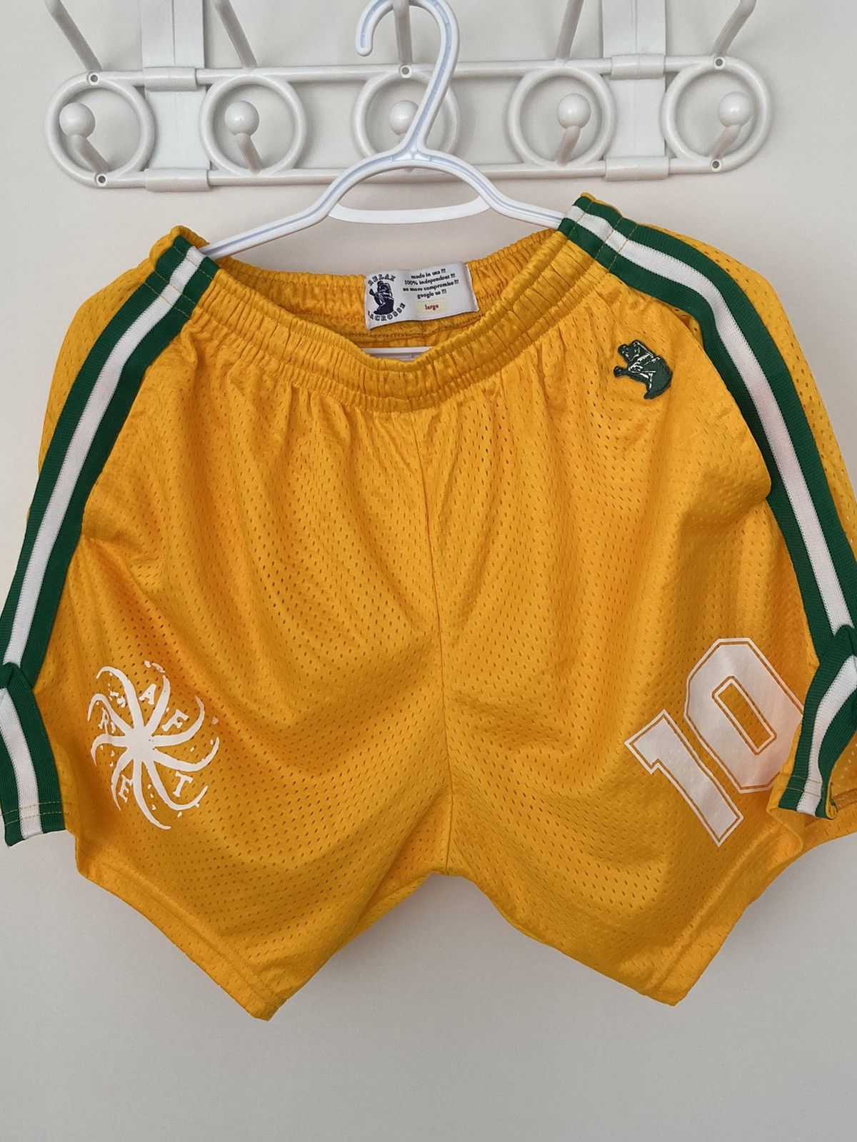 Vintage AndAfterThat x Relax Lacrosse Mesh Shorts Size US 34 / EU 50 - 1 Thumbnail