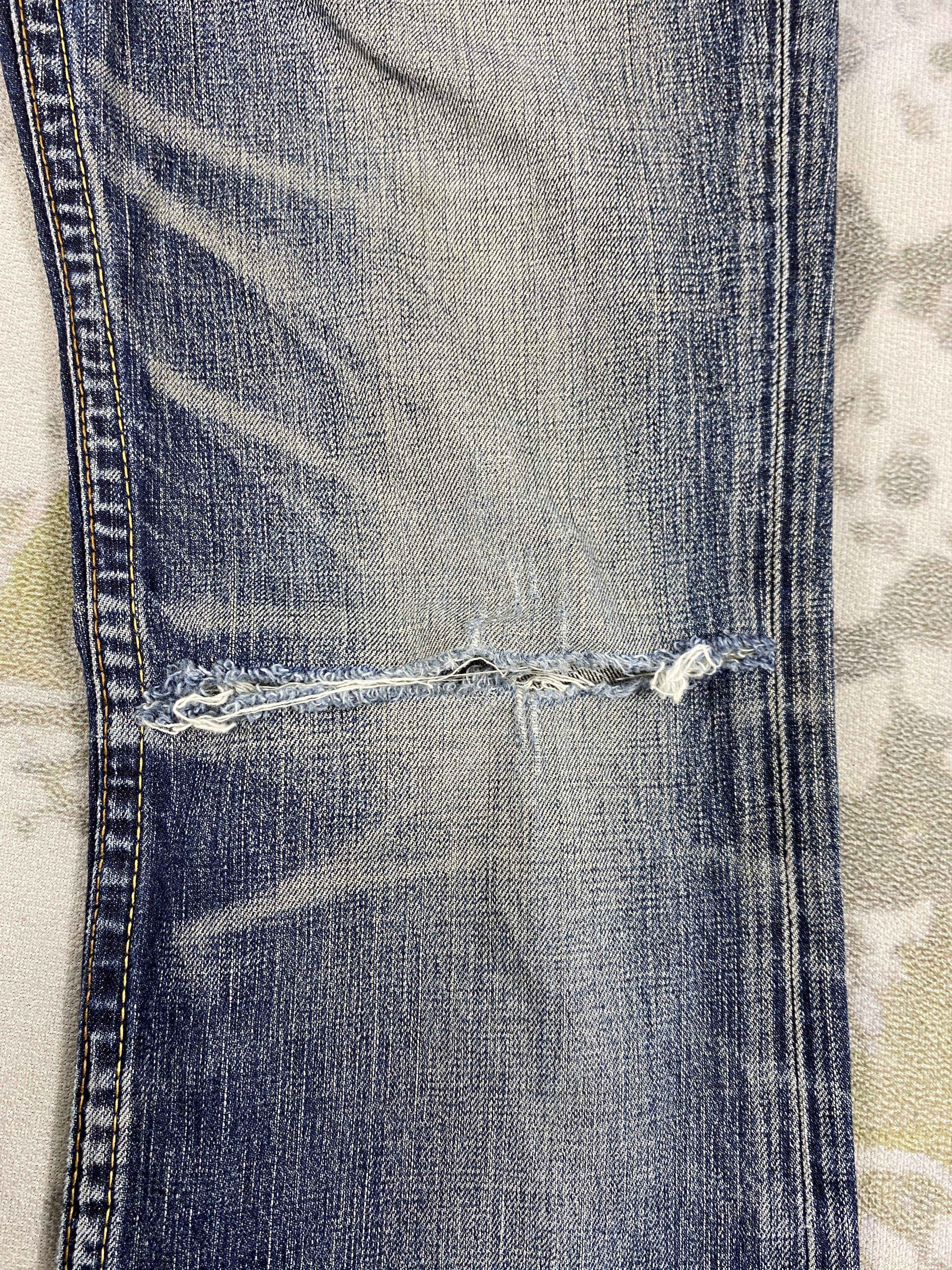 Levi's Distressed Blue Vintage Levi's 507 Flare 29x32 Denim- JN3669 Size US 29 - 13 Thumbnail