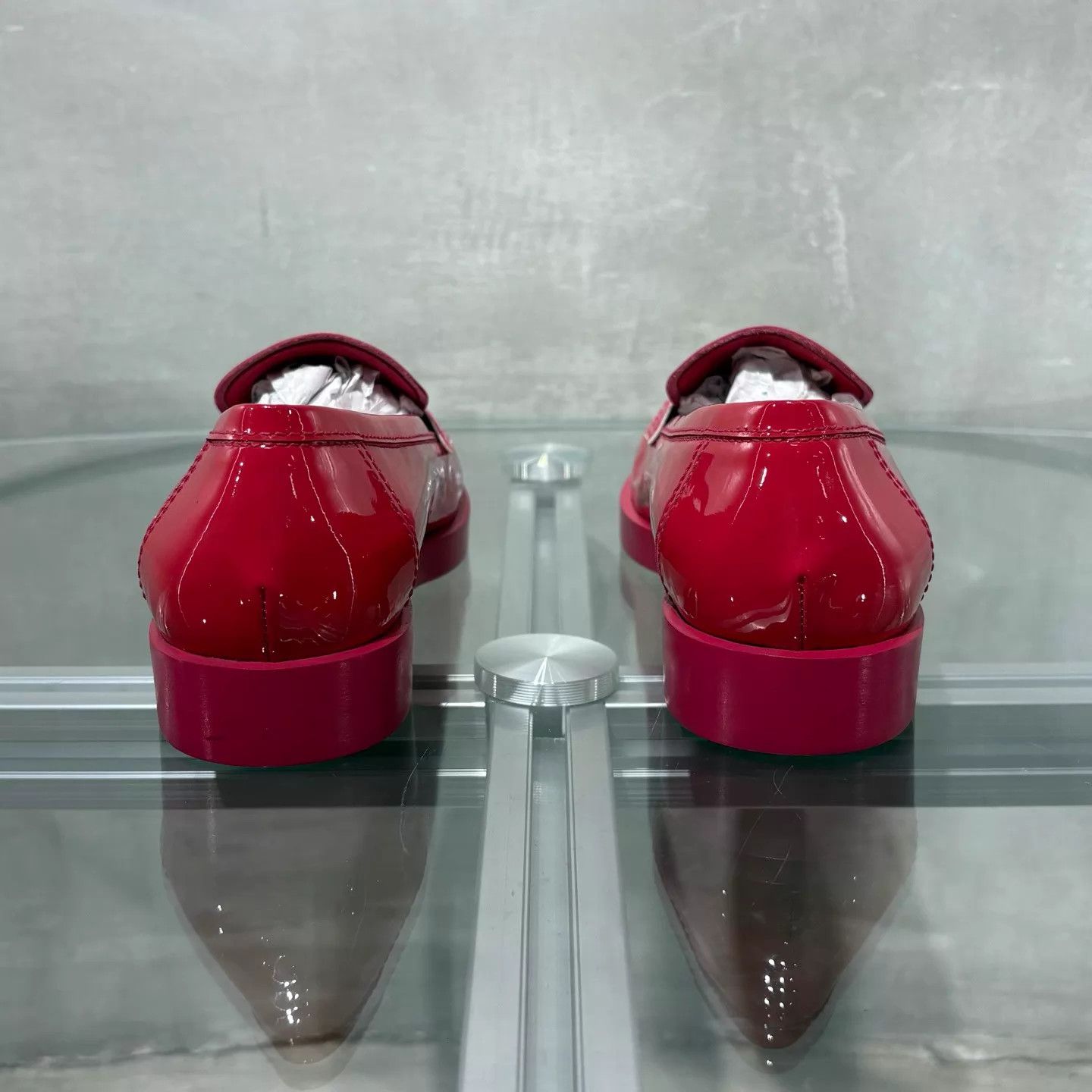 Chanel Chanel Patent Leather Fuchsia Loafer 35.5 Size US 5 / IT 35 - 8 Thumbnail