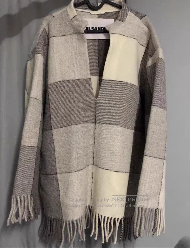 Jil Sander Jil Sander size 32 New Genuine Plaid V-Neck Fringe Cape Coa Size S / US 4 / IT 40 - 3 Thumbnail