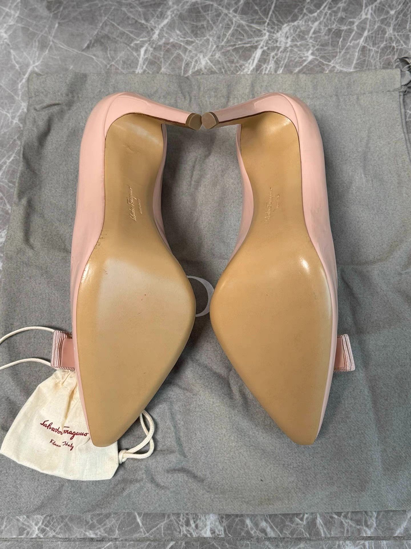 Salvatore Ferragamo FERRAGAMO Women's Pale Pink High Heels (Pumps) K6 Size US 8 / IT 38 - 5 Thumbnail