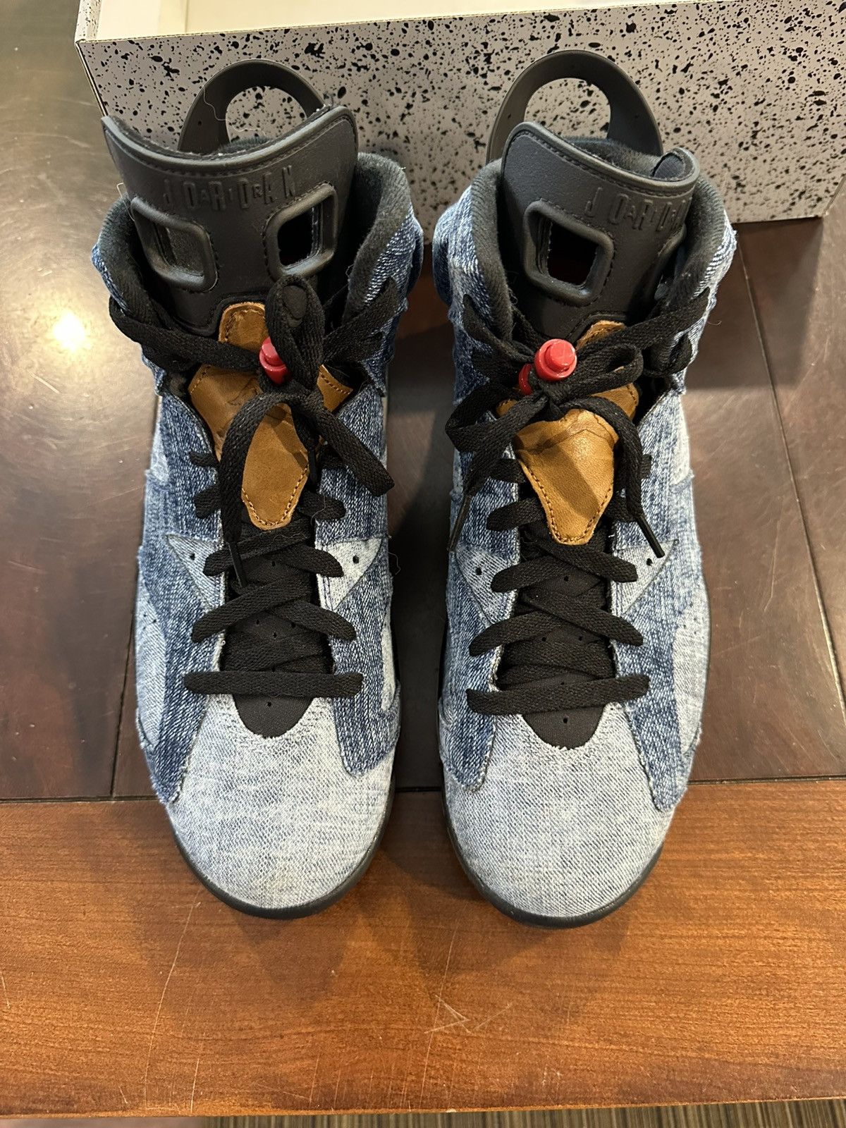 Jordan Brand Jordan 6 washed denim size 11 Levi’s Size US 11 / EU 44 - 2 Thumbnail