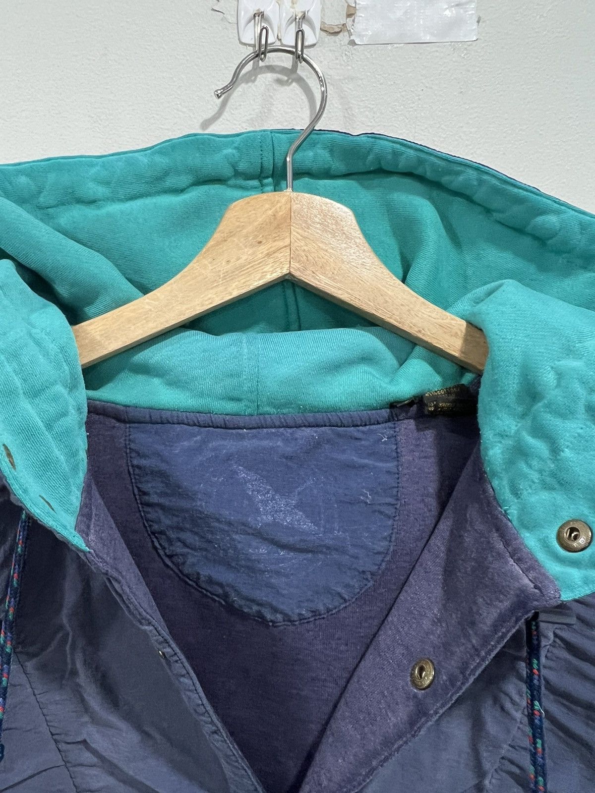 Eddie Bauer × Vintage Vintage Eddie Bauer Sun Faded Hoodie Sweater Pouch quarter Size US L / EU 52-54 / 3 - 3 Thumbnail