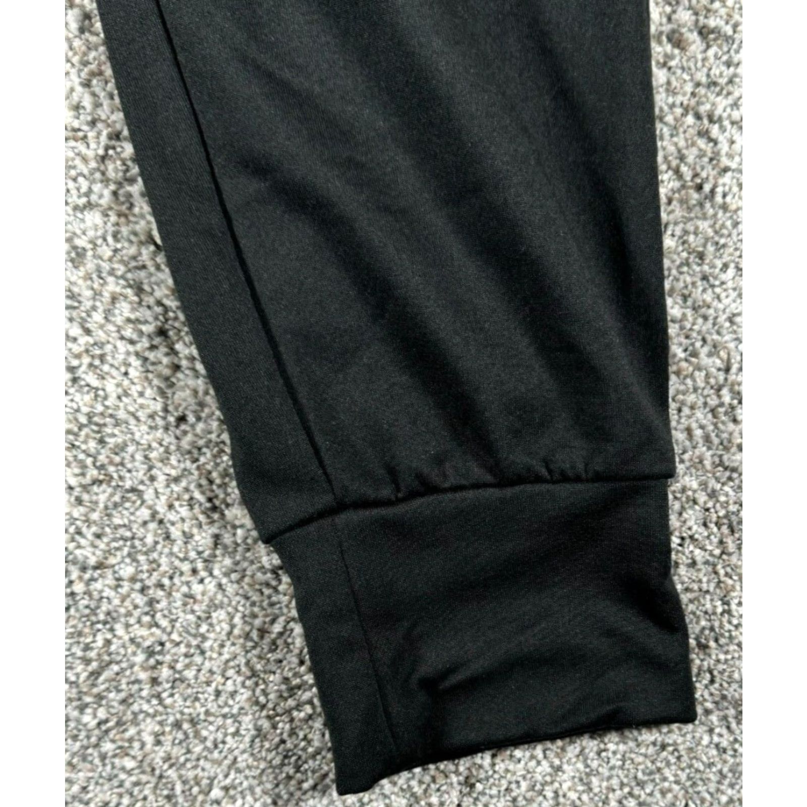 Under Armour Under Armour Wooster Track Pants Mens Small Pockets Cuffed Athletic Athleisure Black Polyester Blend Drawstring Pockets Athletic Mens S 28in Inseam Size US 29 - 4 Thumbnail