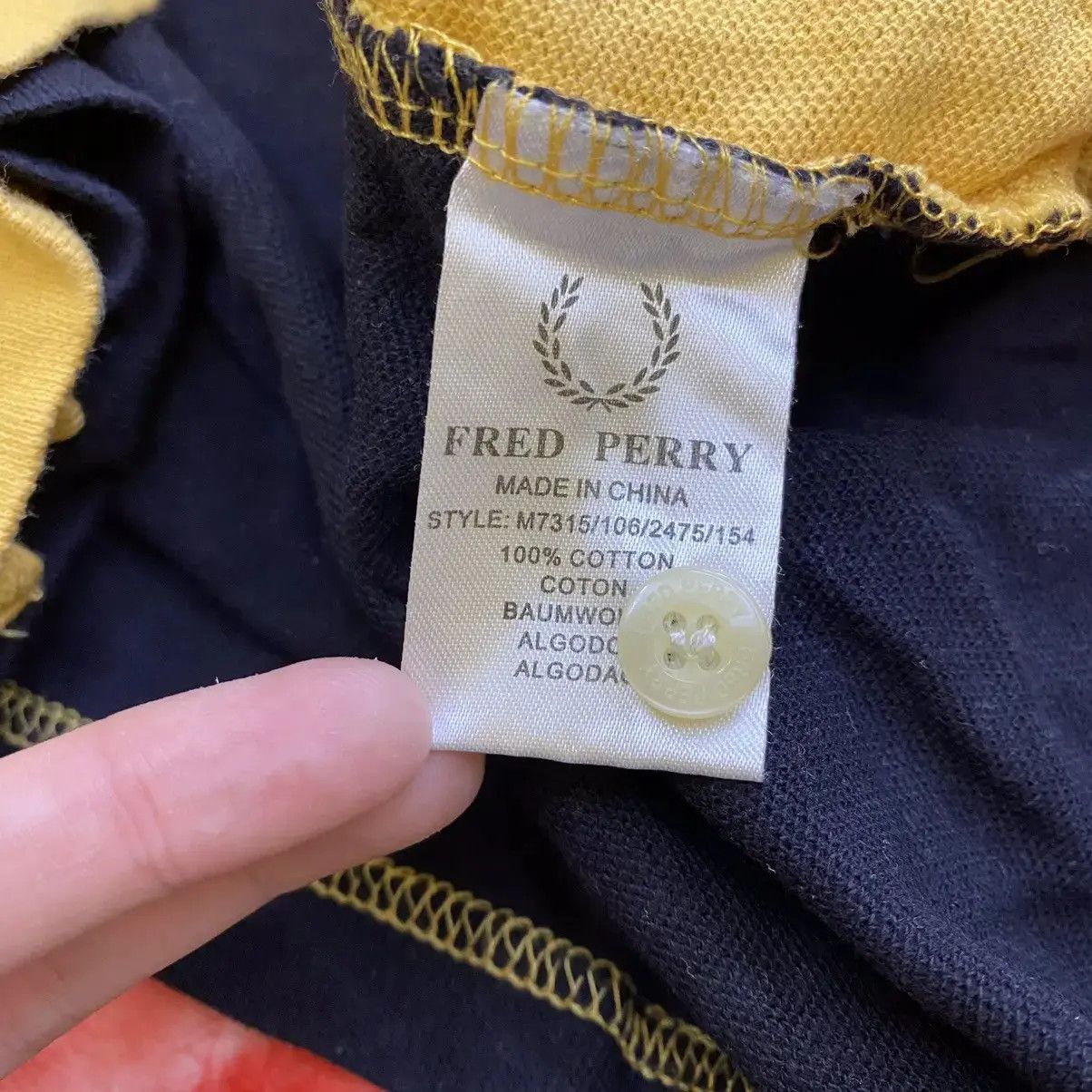 Fred Perry FRED PERRY UK Laurel Wreath Embroidered Logo Polo Tee Shirt Size S / US 4 / IT 40 - 3 Thumbnail