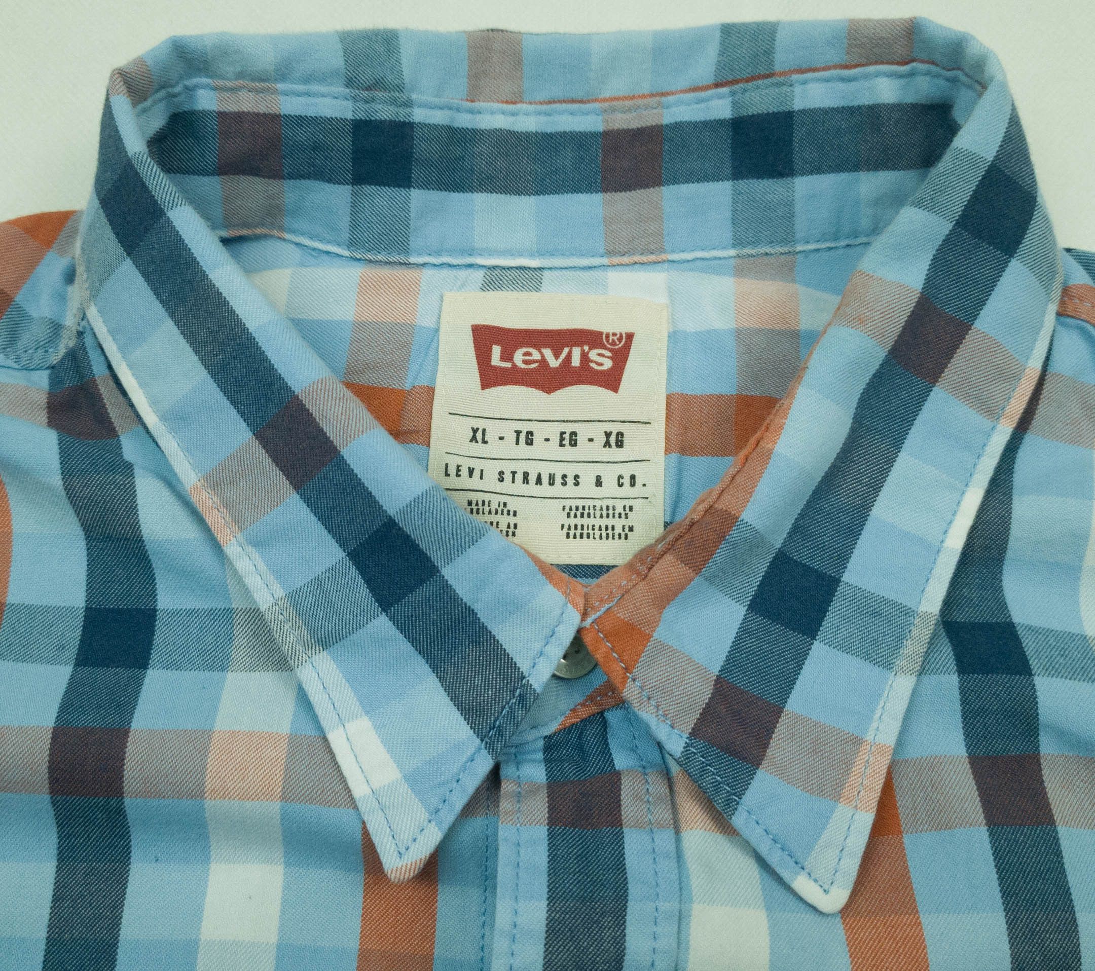 Levi's MENS Levi's SHIRT SHORT SLEEVE COTTON SIZE XL Size US XL / EU 56 / 4 - 4 Thumbnail
