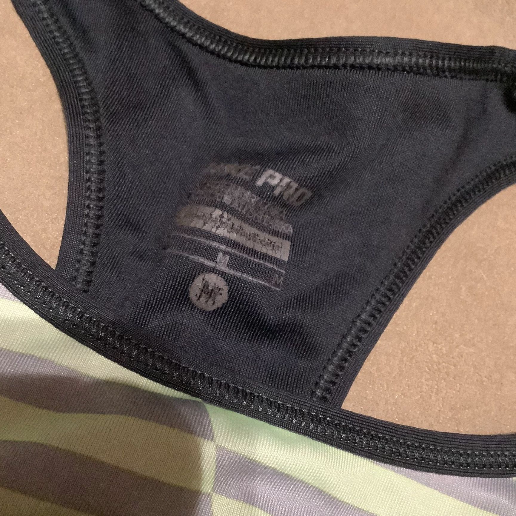 Nike Nike Pro Sports Bra Womens M Green Grey Lightweight Stretch Yoga Athleisure Gym Medium Support Wireless Pullover Regular Poly ester Logo Full Cup Size ONE SIZE - 2 Thumbnail