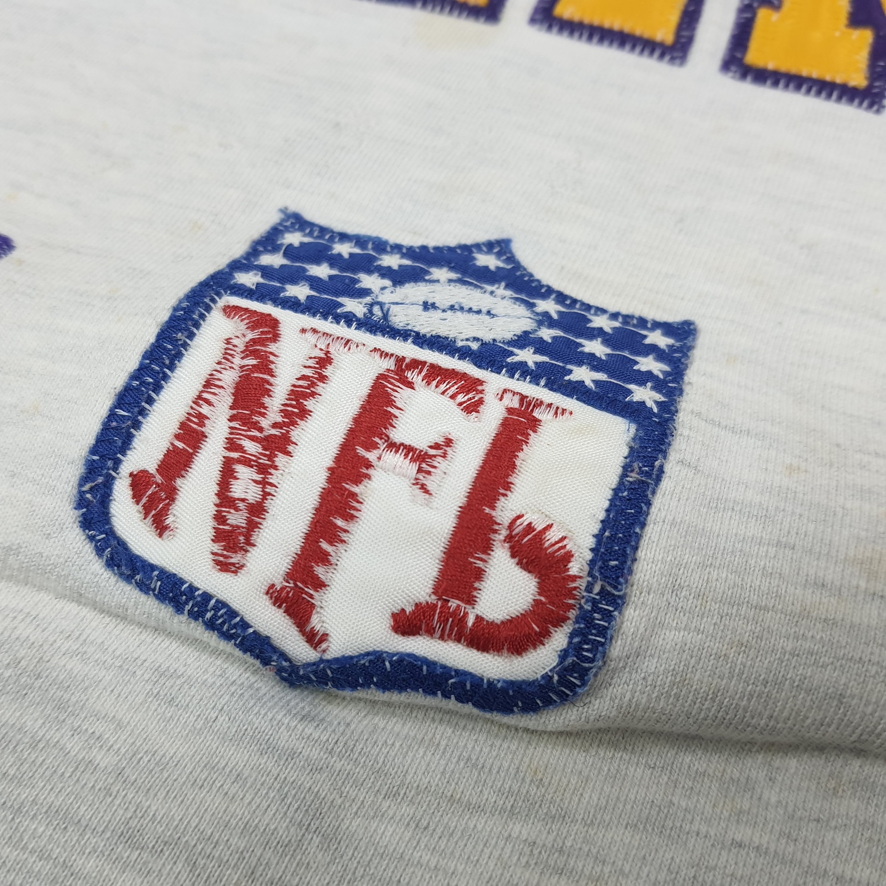 Russell Athletic Vintage 90s NFL Russell Minnesota Vikings Sweatshirt C286N2 Size US XL / EU 56 / 4 - 4 Thumbnail