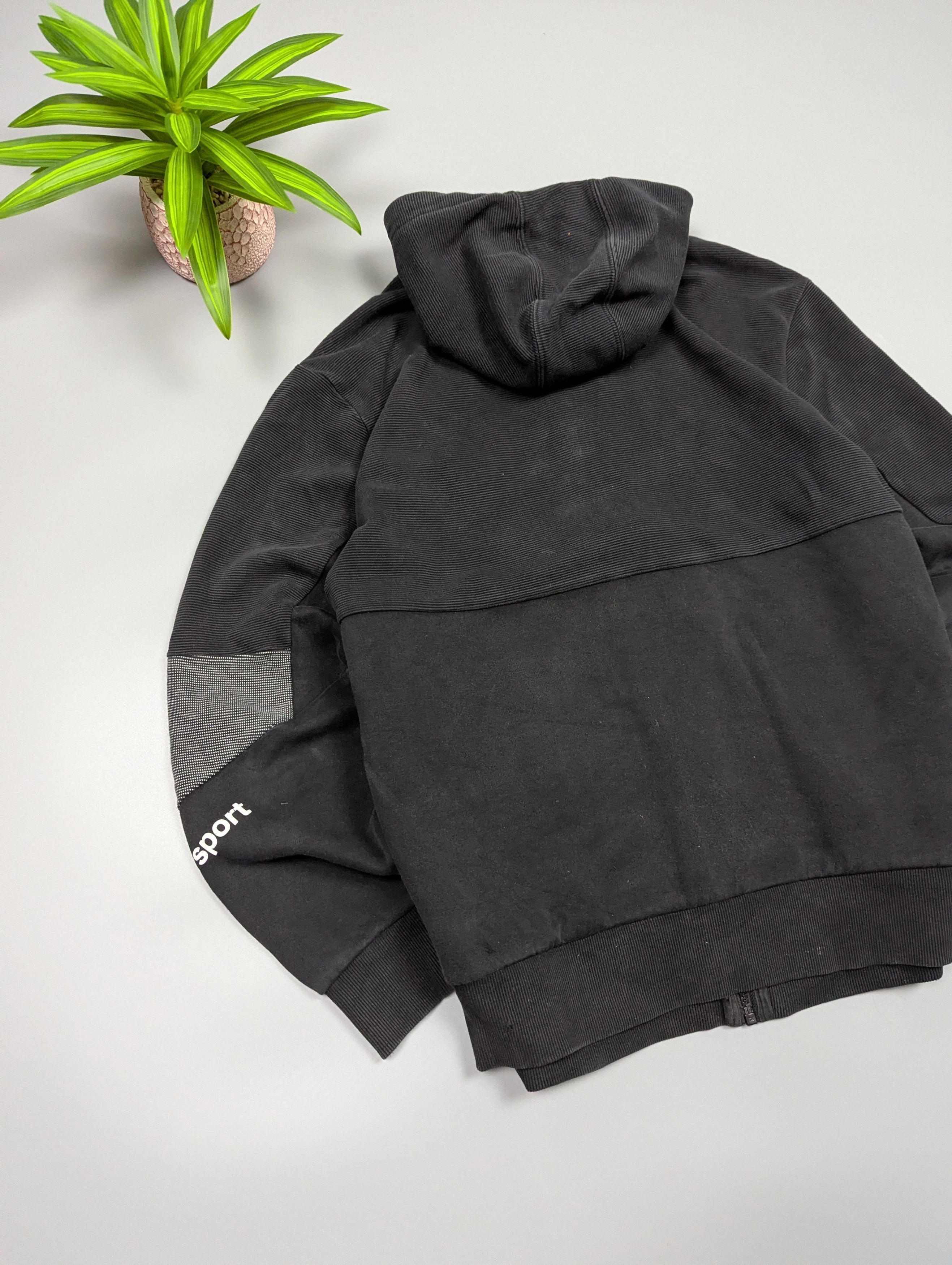 BMW × Puma Puma x BMW M Motorsport Distressed Black Hoodie Full Zip Size US L / EU 52-54 / 3 - 15 Thumbnail