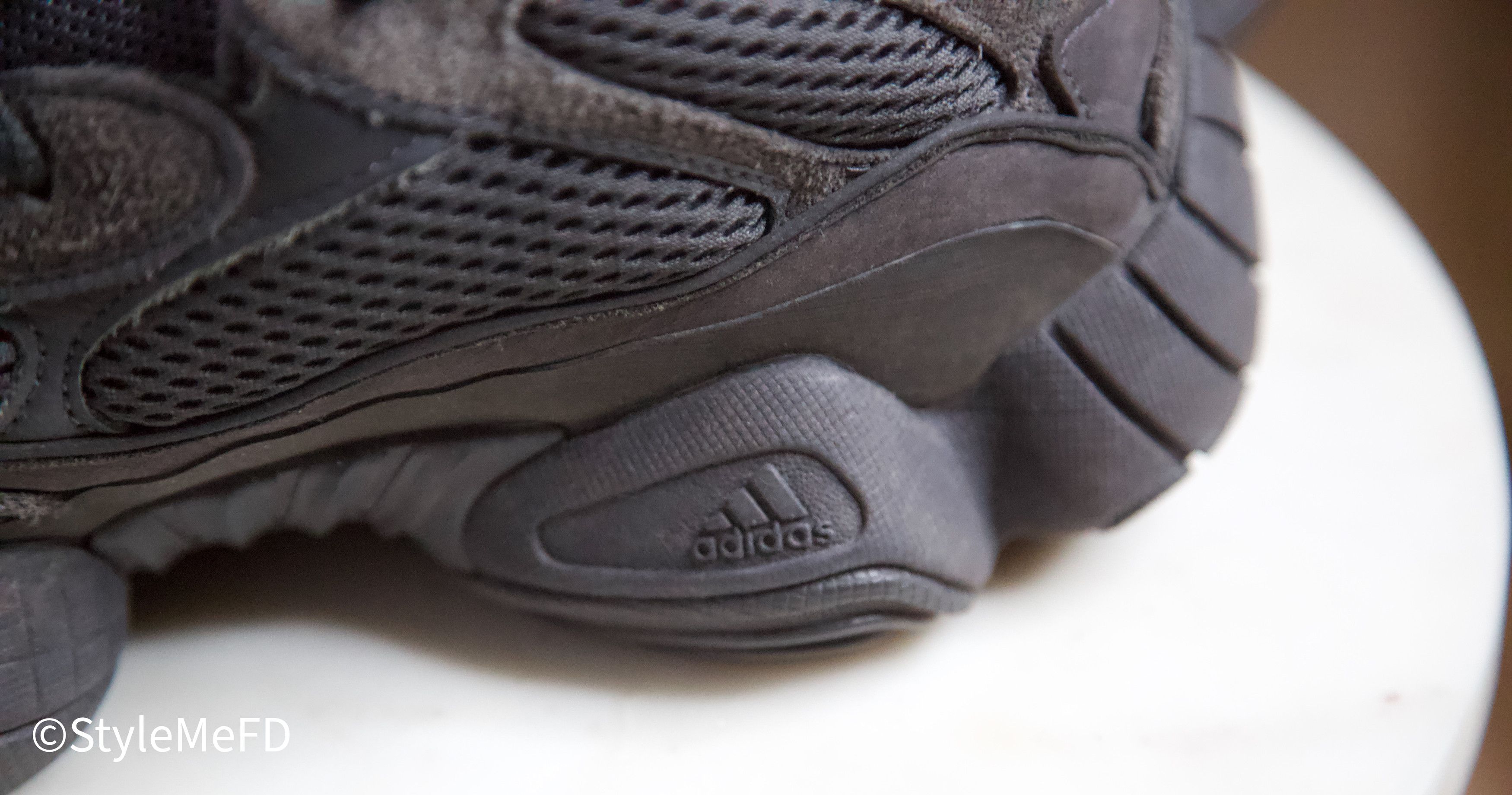 Adidas ADIDAS X YEEZY 500 SUEDE SNEAKERS IN "UTILITY BLACK" Size US 8.5 / EU 41-42 - 8 Thumbnail