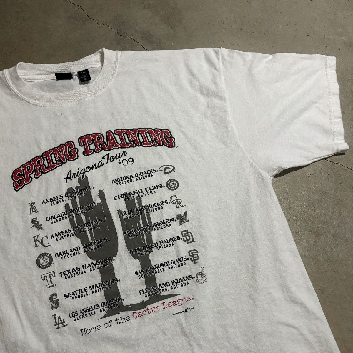 MLB × Vintage MLB 09’ Spring Training Arizona Tour Shirt Size US XXL / EU 58 / 5 - 3 Thumbnail