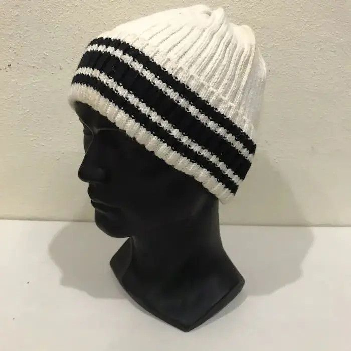 MOUSSY × Vintage Azul By Moussy Beanie Hat Size ONE SIZE - 2 Thumbnail