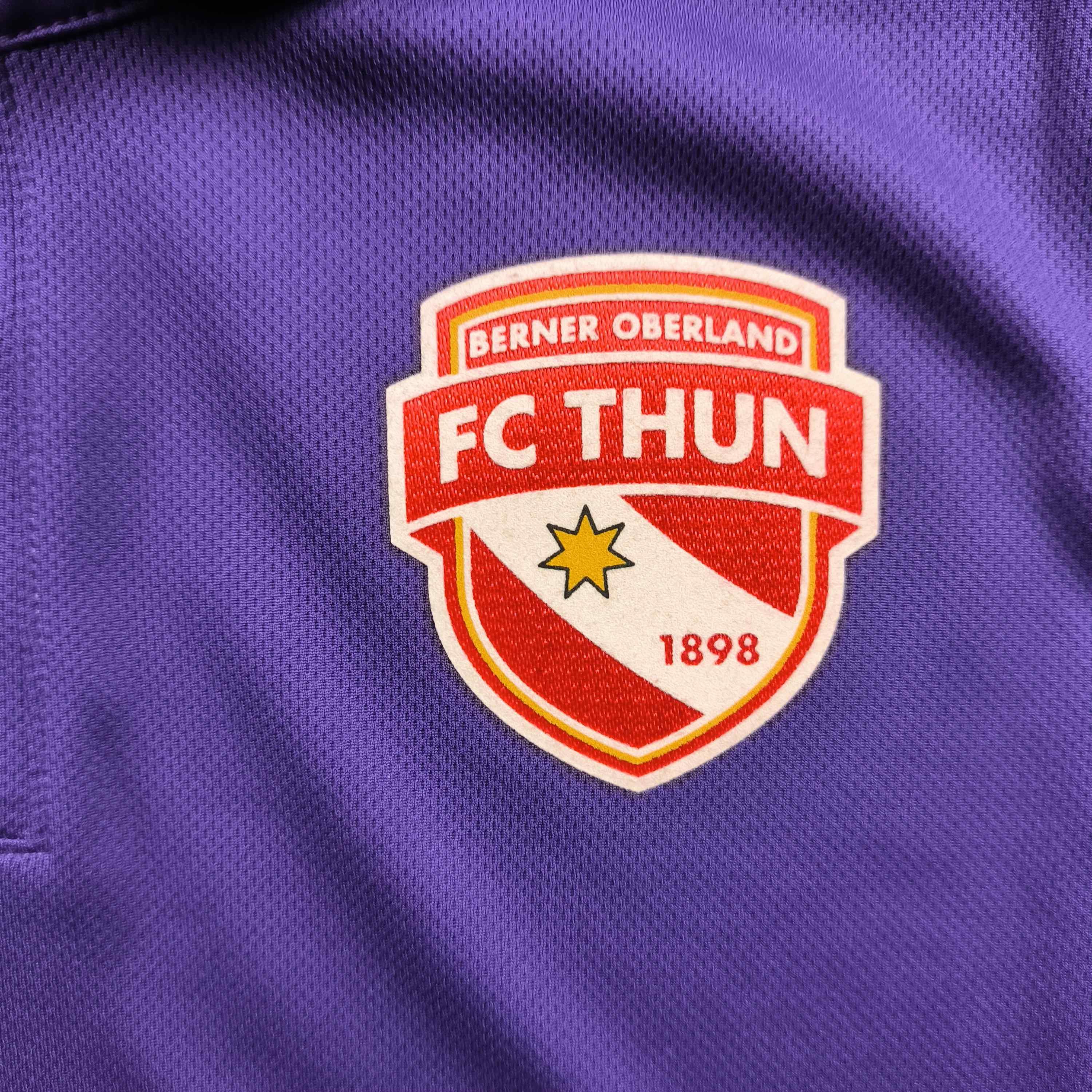 Nike SIGNED FC Thun 2015-16 Nike away football jersey size M Size US M / EU 48-50 / 2 - 4 Thumbnail