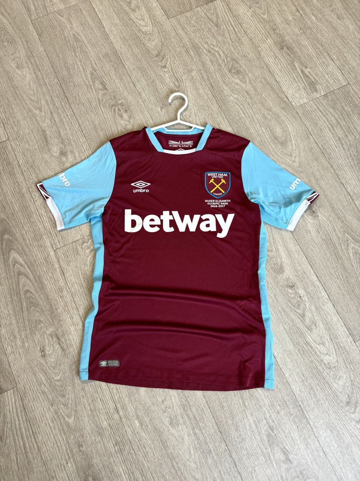 Umbro 🔷Umbro West Ham United 2016/17 Soccer jersey🔷 Size US S / EU 44-46 / 1 - 1 Thumbnail