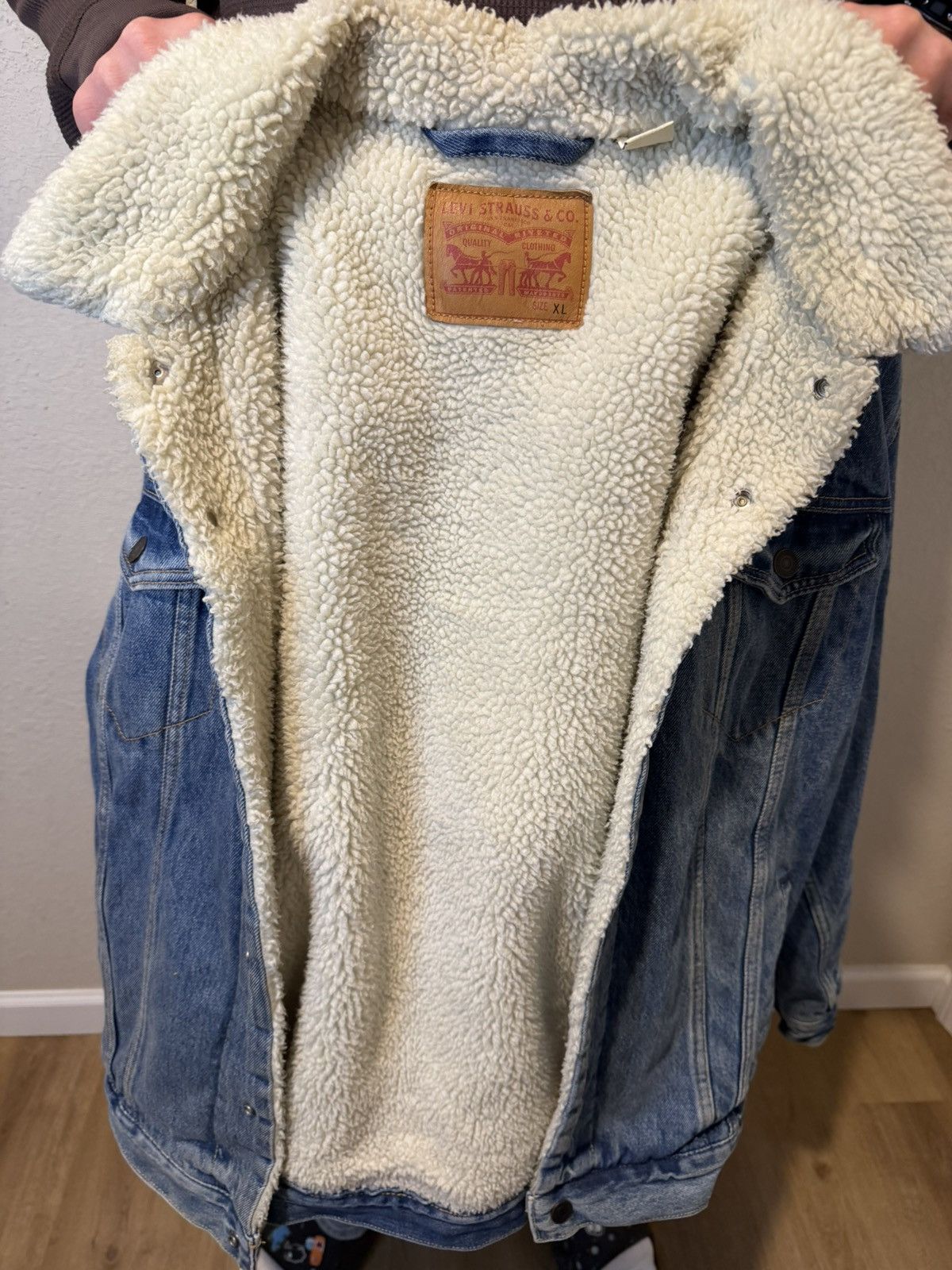 Levi's Vintage Clothing Levi’s Sherpa lined Denim jacket Size US XL / EU 56 / 4 - 6 Thumbnail