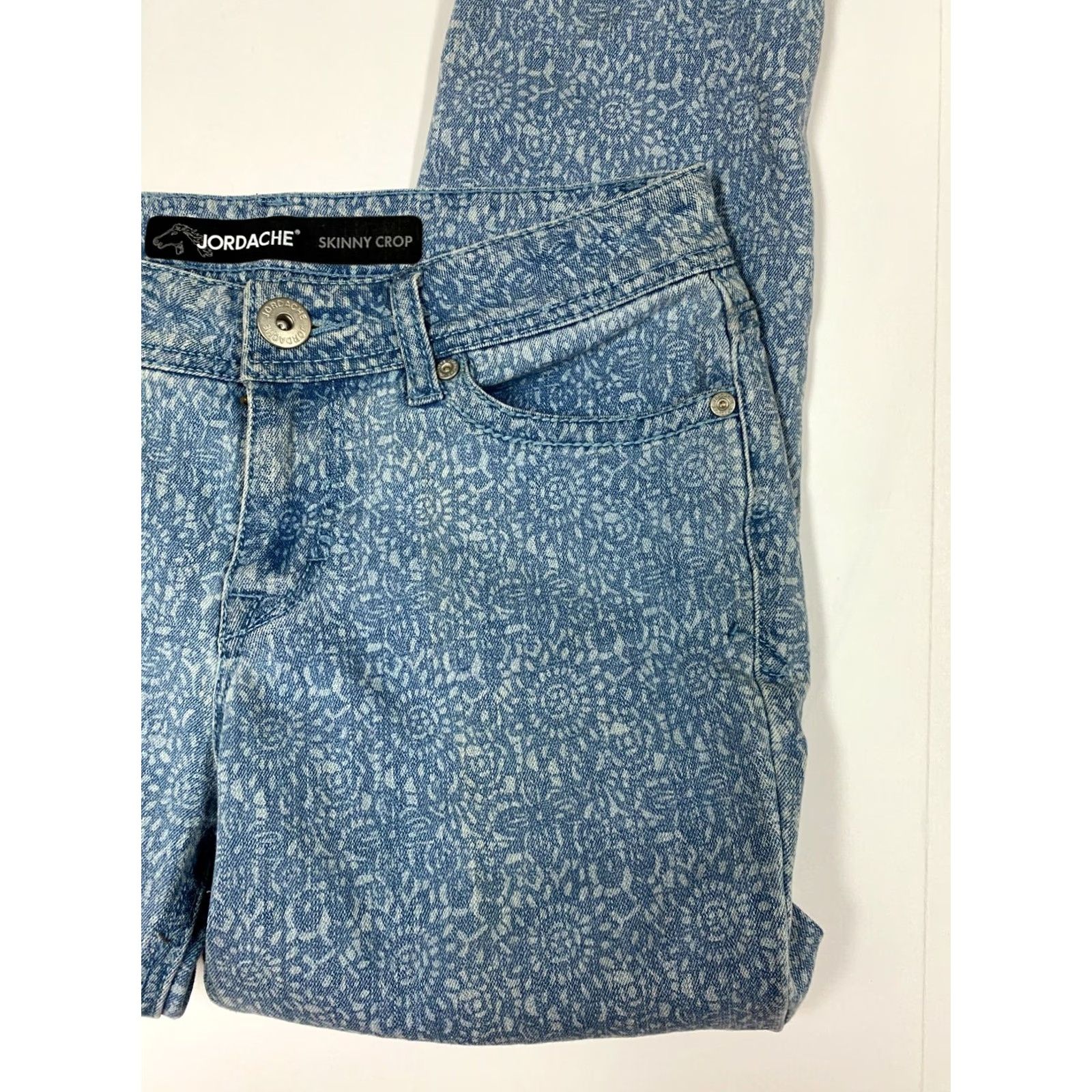 Jordache Jordache Jeans Womens 4 Blue Cropped Straight 22in Inseam Regular Fit Mid Rise Cotton Blend Denim N/A Size 27" / US 4 / IT 40 - 4 Thumbnail