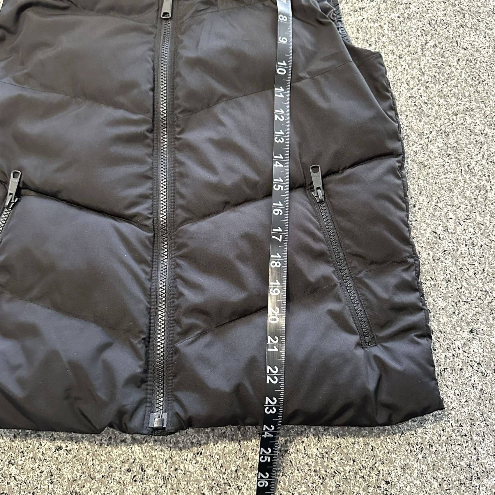 Gap Gap Vest Puffer Vest Womens S Black Primaloft Hooded Faux Fur Lined 2015 EUC Women's Vest Gap Size S / US 4 / IT 40 - 6 Thumbnail