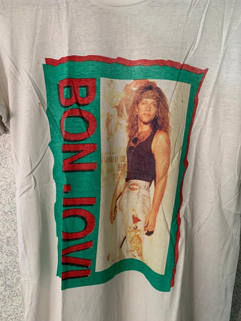 Band Tees × Vintage Vintage band bon Jovi Size US M / EU 48-50 / 2 - 2 Thumbnail