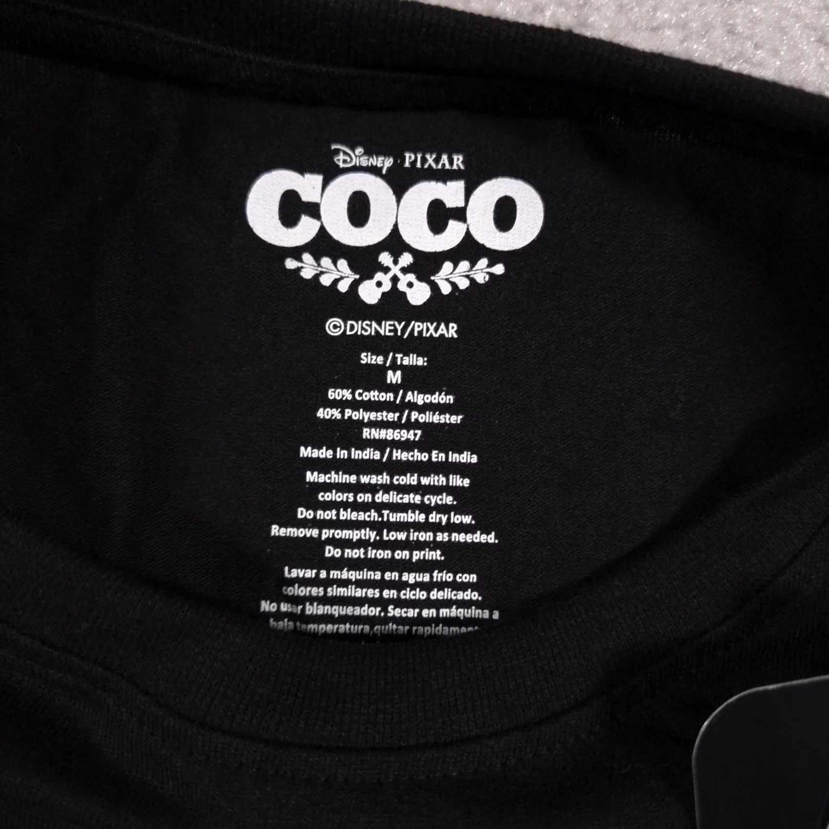 Disney VINTAGE Disney Pixar Coco Shirt Adult Medium Black Live in Land of the Dead Graphic Tee Size US M / EU 48-50 / 2 - 6 Thumbnail
