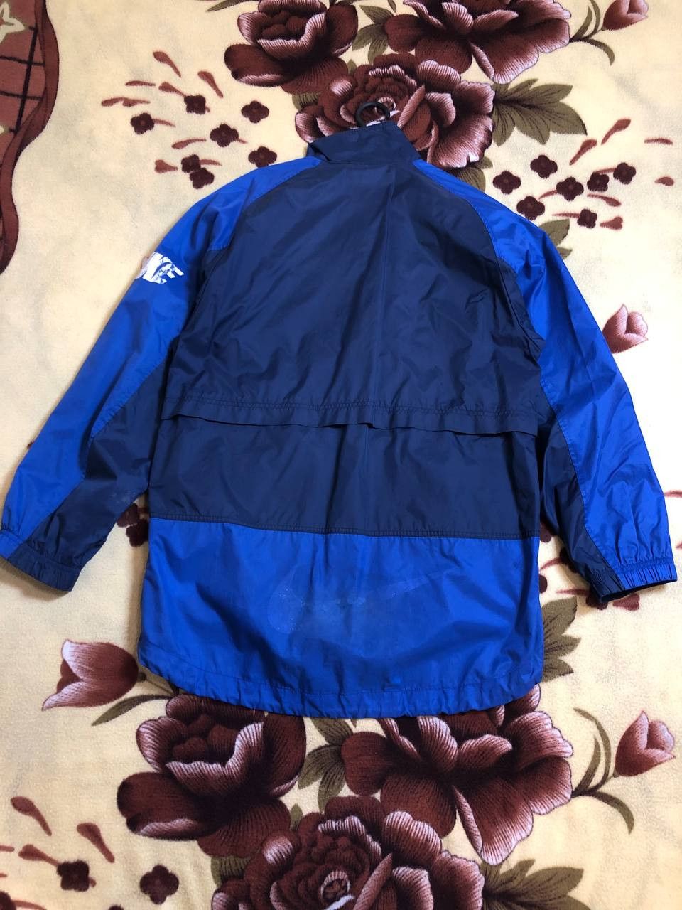 Nike Nike 90s Vintage Nike Nylon Swoosh Logo Retro Jacket Size US M / EU 48-50 / 2 - 16 Thumbnail