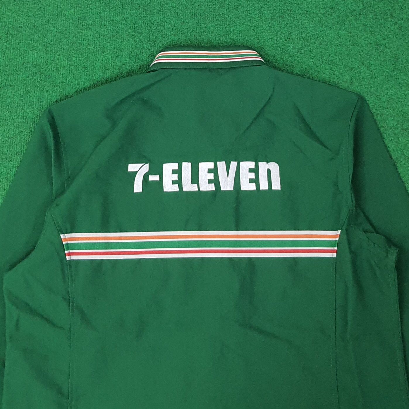 Japanese Brand Vintage 7 Eleven Japan staff Uniform C259N43 Size US M / EU 48-50 / 2 - 4 Thumbnail