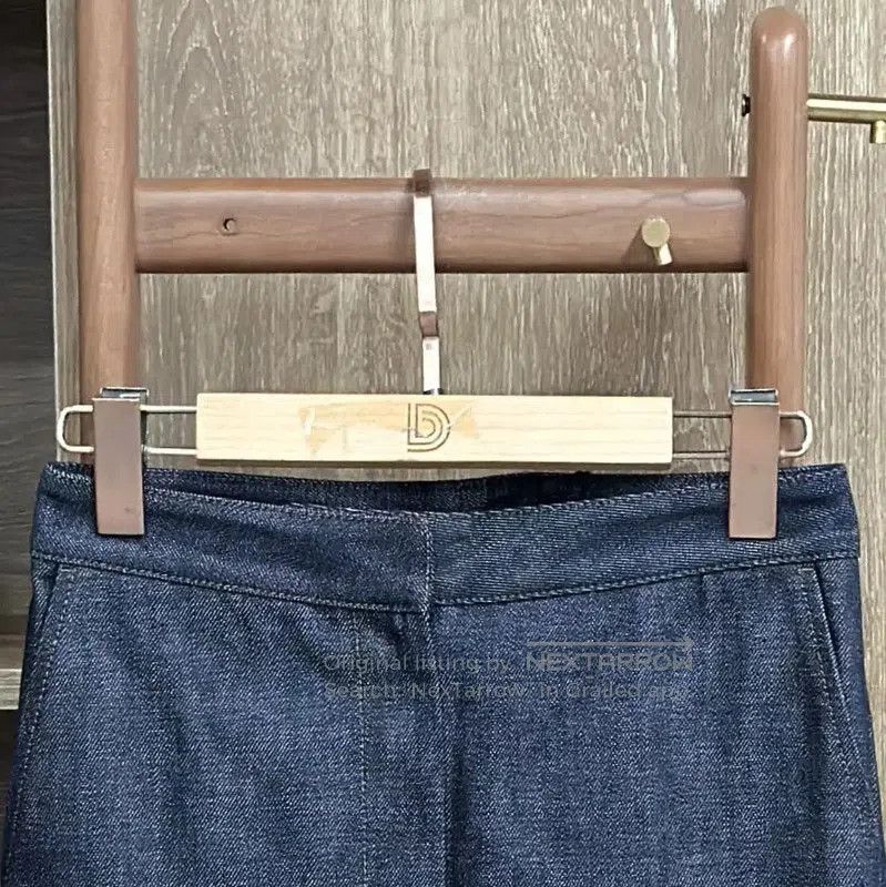 Burberry Burberry Deep Blue Cotton Women's Jeans. Size 23" - 3 Thumbnail