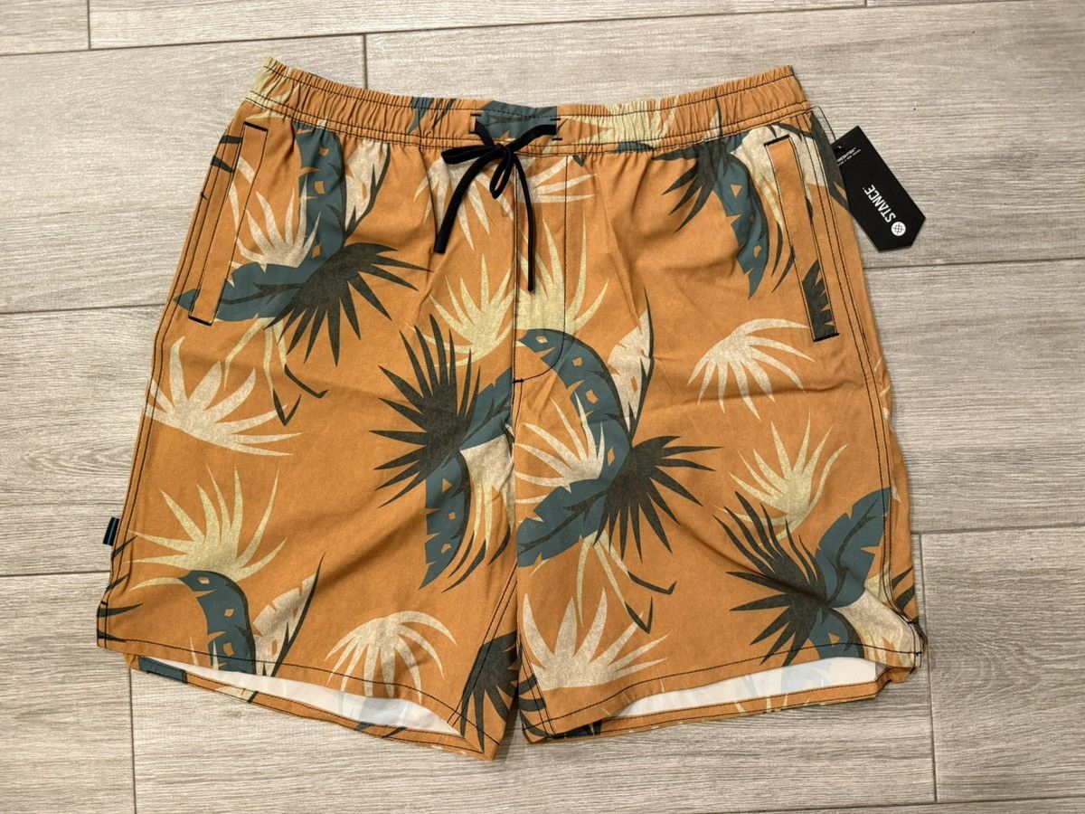 Stance Socks Stance Complex 2.0 Hybrid Short 7" Inseam GoldFade Sz Large Size US 34 / EU 50 - 1 Thumbnail