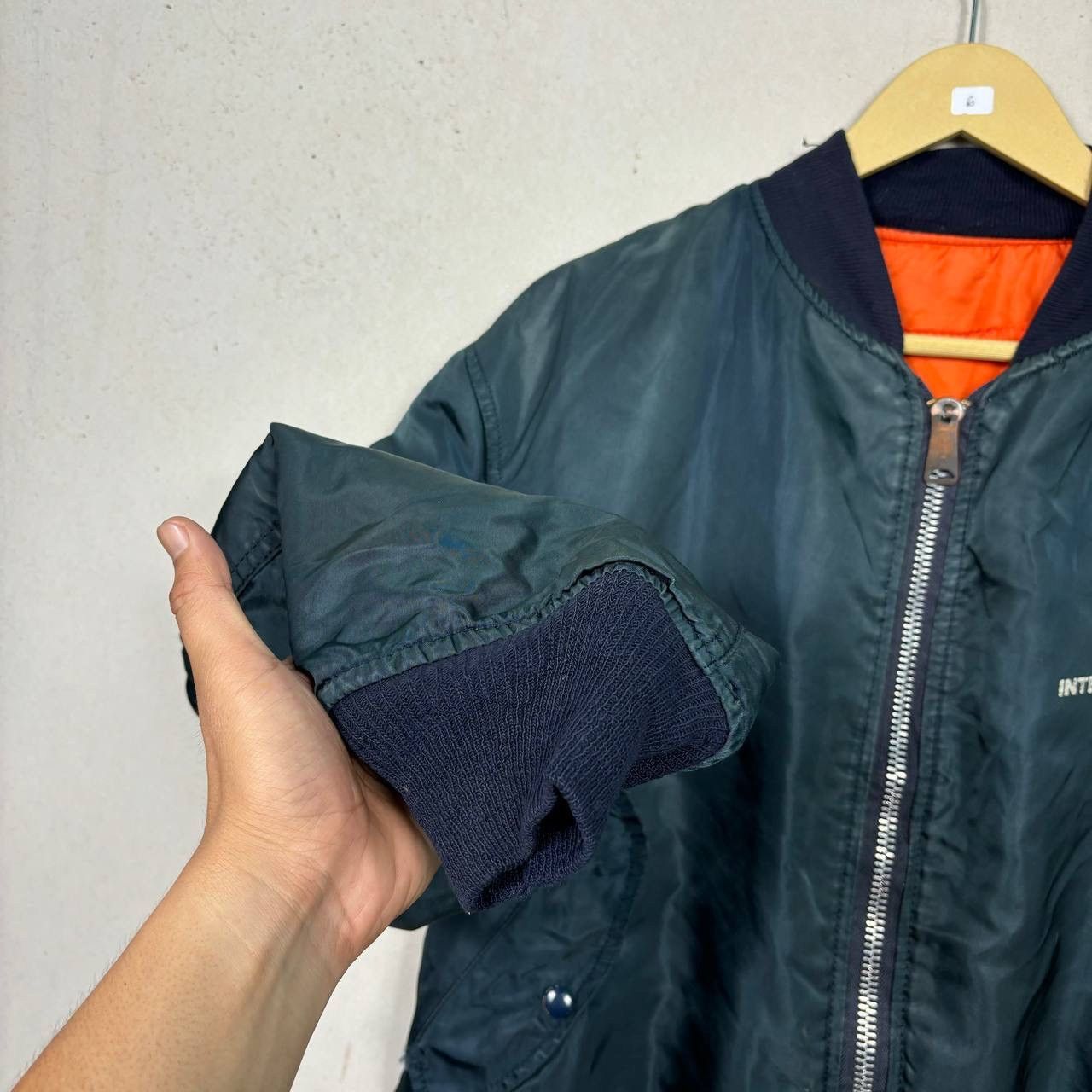 Alpha Industries Vintage Alpha Industries MA-1 Flight Jacket Large USA Made Size US L / EU 52-54 / 3 - 8 Thumbnail