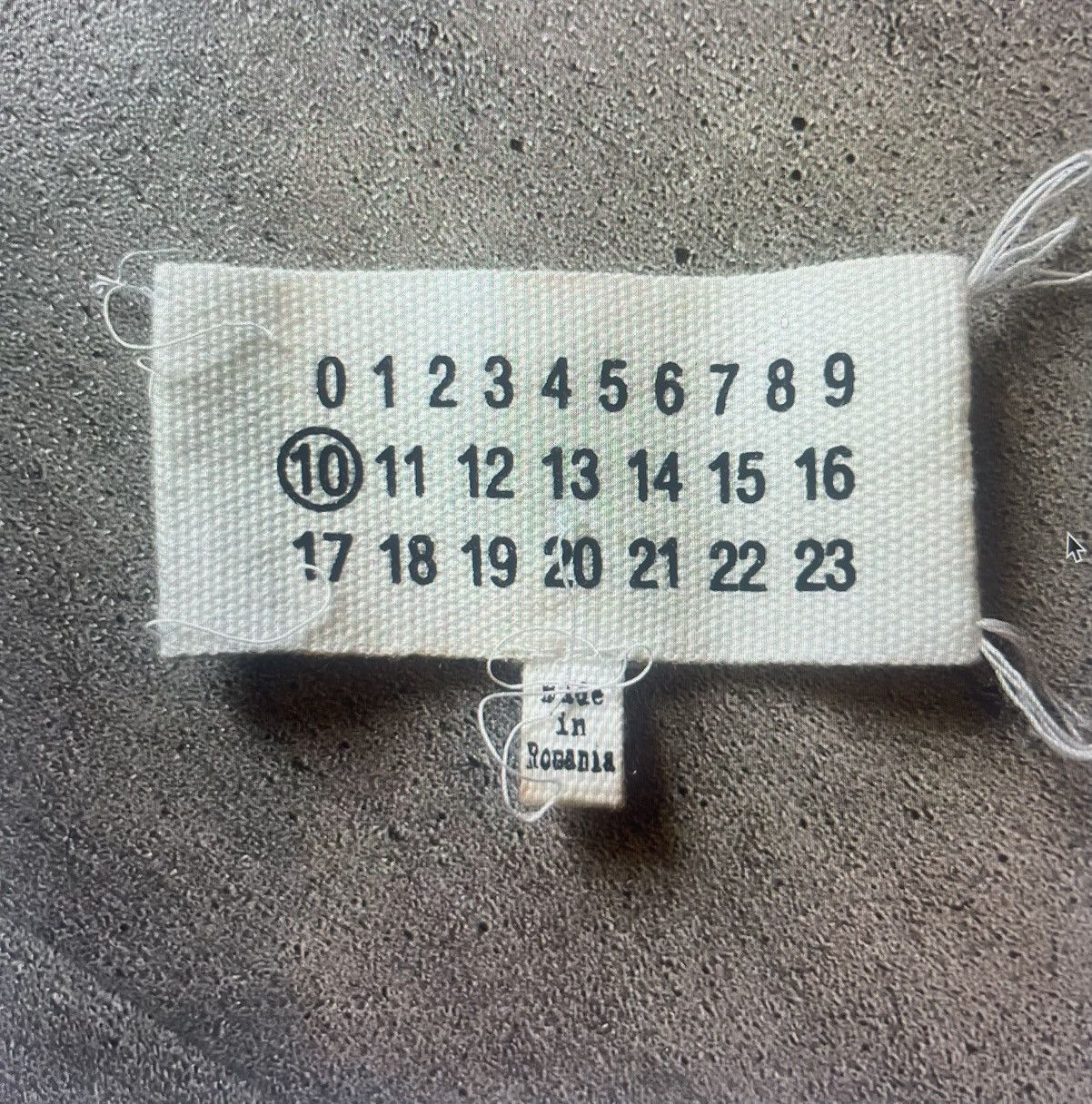 Maison Margiela Maison Margiela S/S 14 Destroyed Military Knit Size US M / EU 48-50 / 2 - 7 Thumbnail