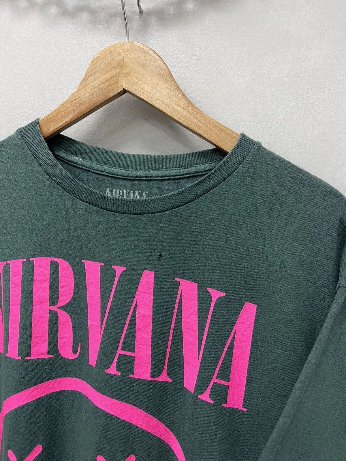 Nirvana Vintage Japanese Nirvana 90s Green Long Sleeve Tee Size US L / EU 52-54 / 3 - 4 Thumbnail