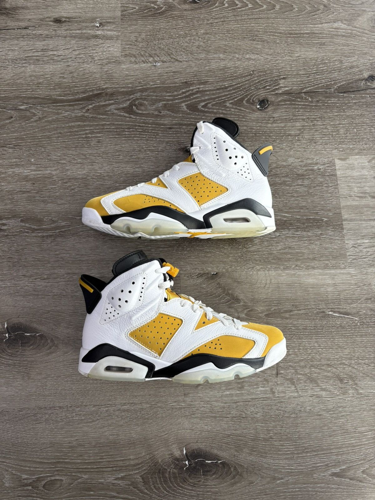 Jordan Brand Air Jordan 6 Retro “Yellow Ochre” **PRE-OWNED** Size US 7 / EU 40 - 1 Thumbnail