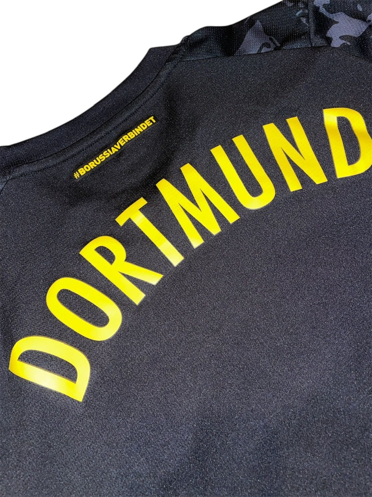 Puma Borussia Dortmund 2023–24 Away Jersey (Puma) – Black/Yellow Size US M / EU 48-50 / 2 - 3 Thumbnail